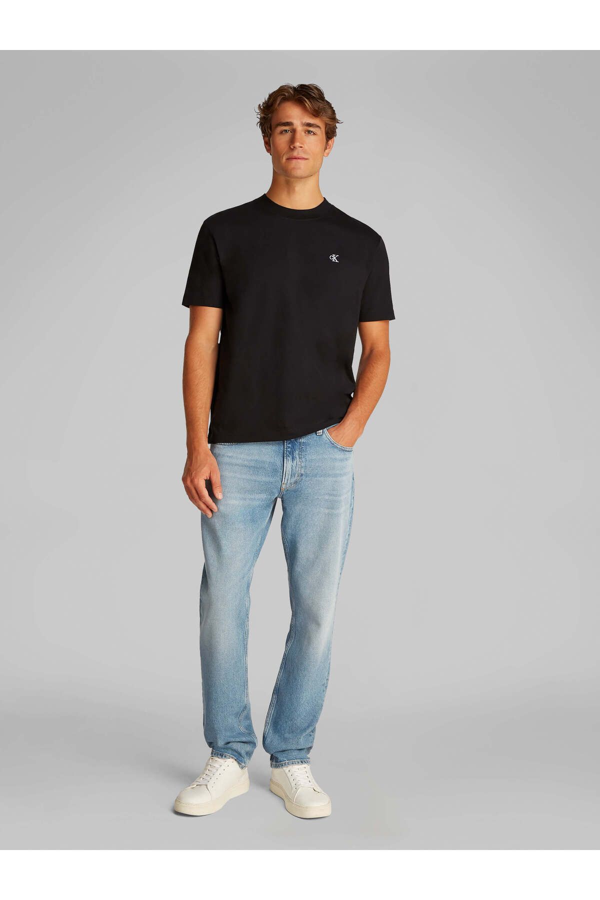 complete the look image