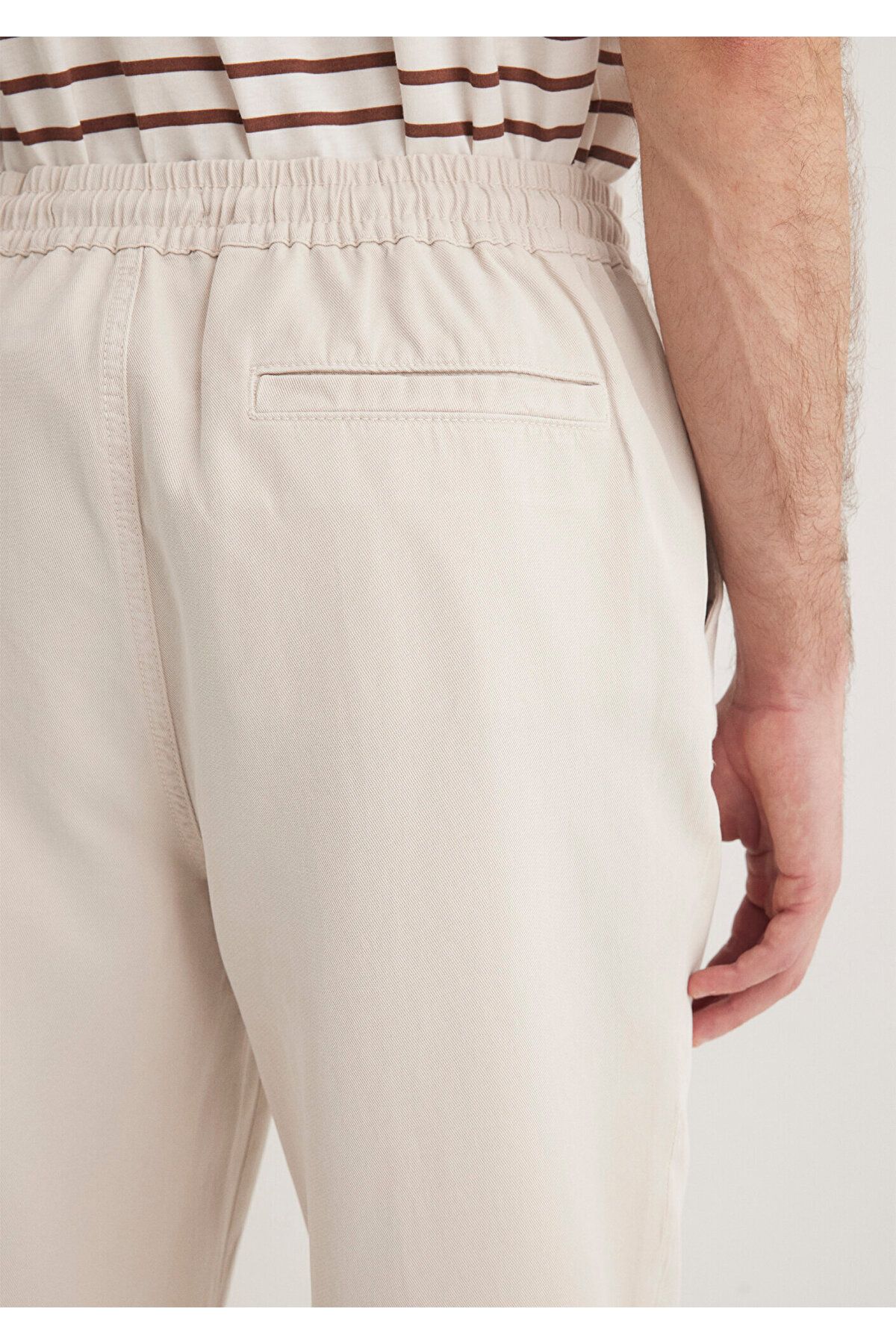 Mavi-Pantaloni de jogger ecru 0010168 -70144 7