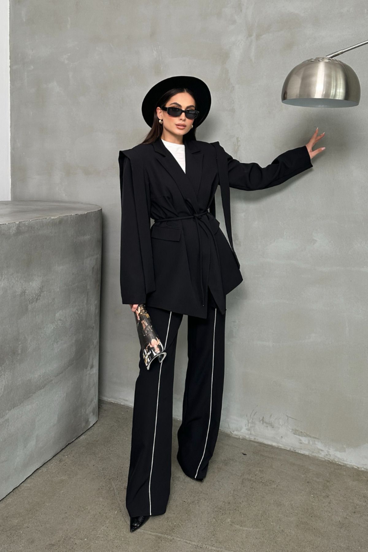 msm fashion-Übergroßer Damen-Blazer – mit Gürtel und Schulterdetail 3
