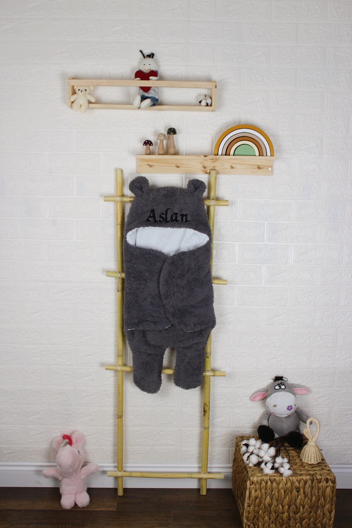 tinykiddesign Kişiye Özel Nakışlı Bebek Dış Kundak Gri Uyku Tulumu Kıvırcık Wellsoft Peluş Ayıcık Kulaklı fotoğrafı 6 (önizleme)