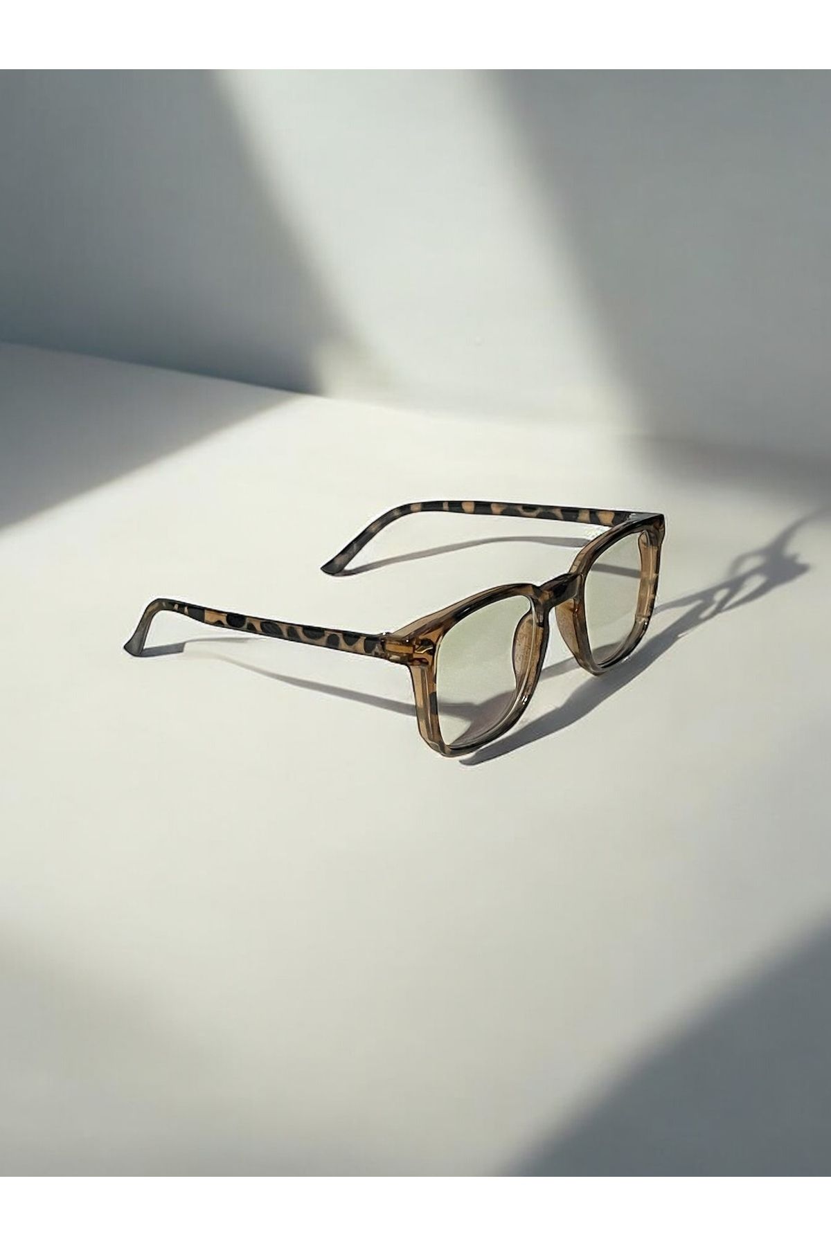 MAROVOAY-Leopard Pattern Rectangular Frame Blue Block Glasses with Blue Light Protection 3