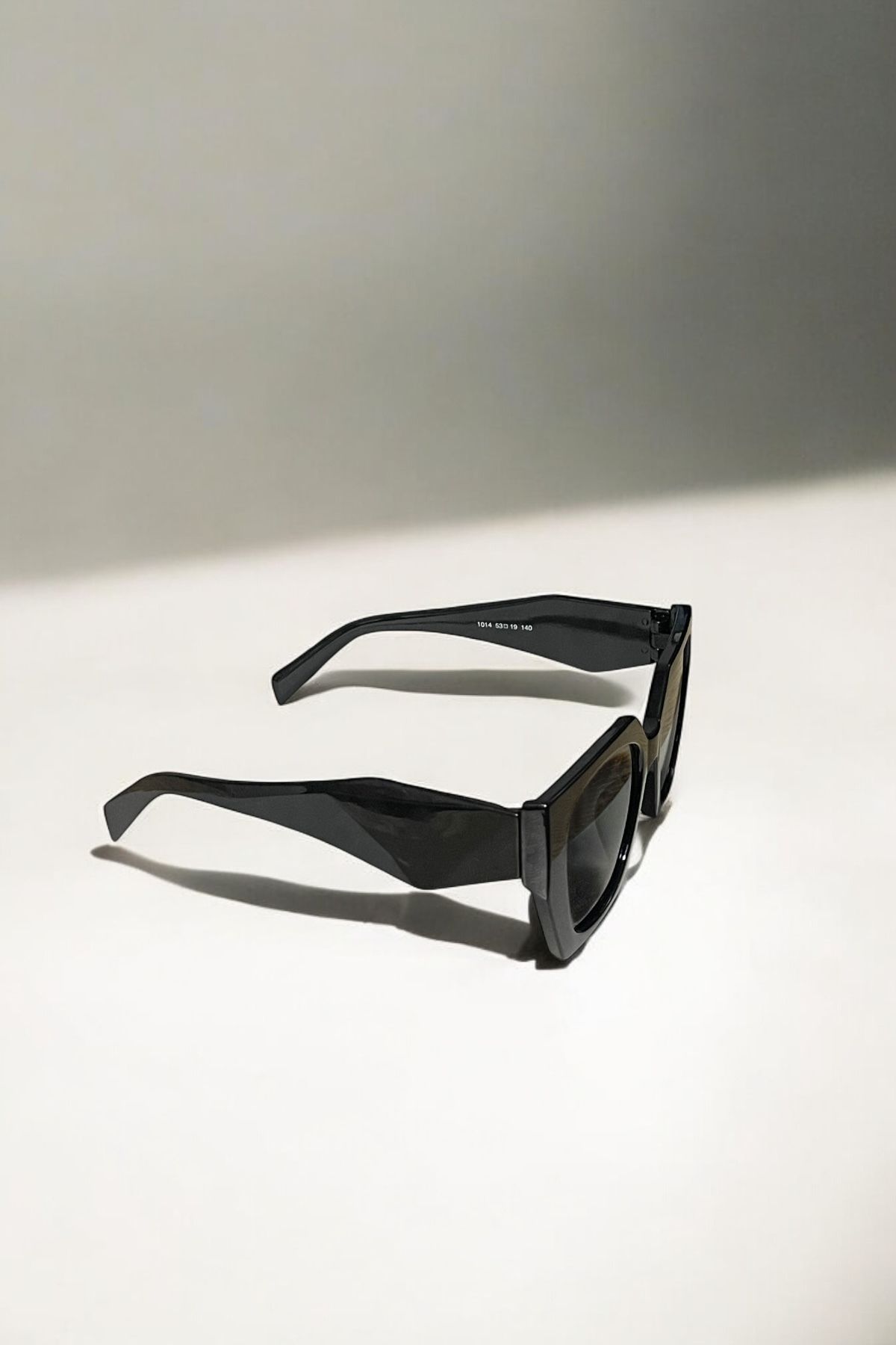 MAROVOAY-Black Sunglasses with Uv400 Protection 2