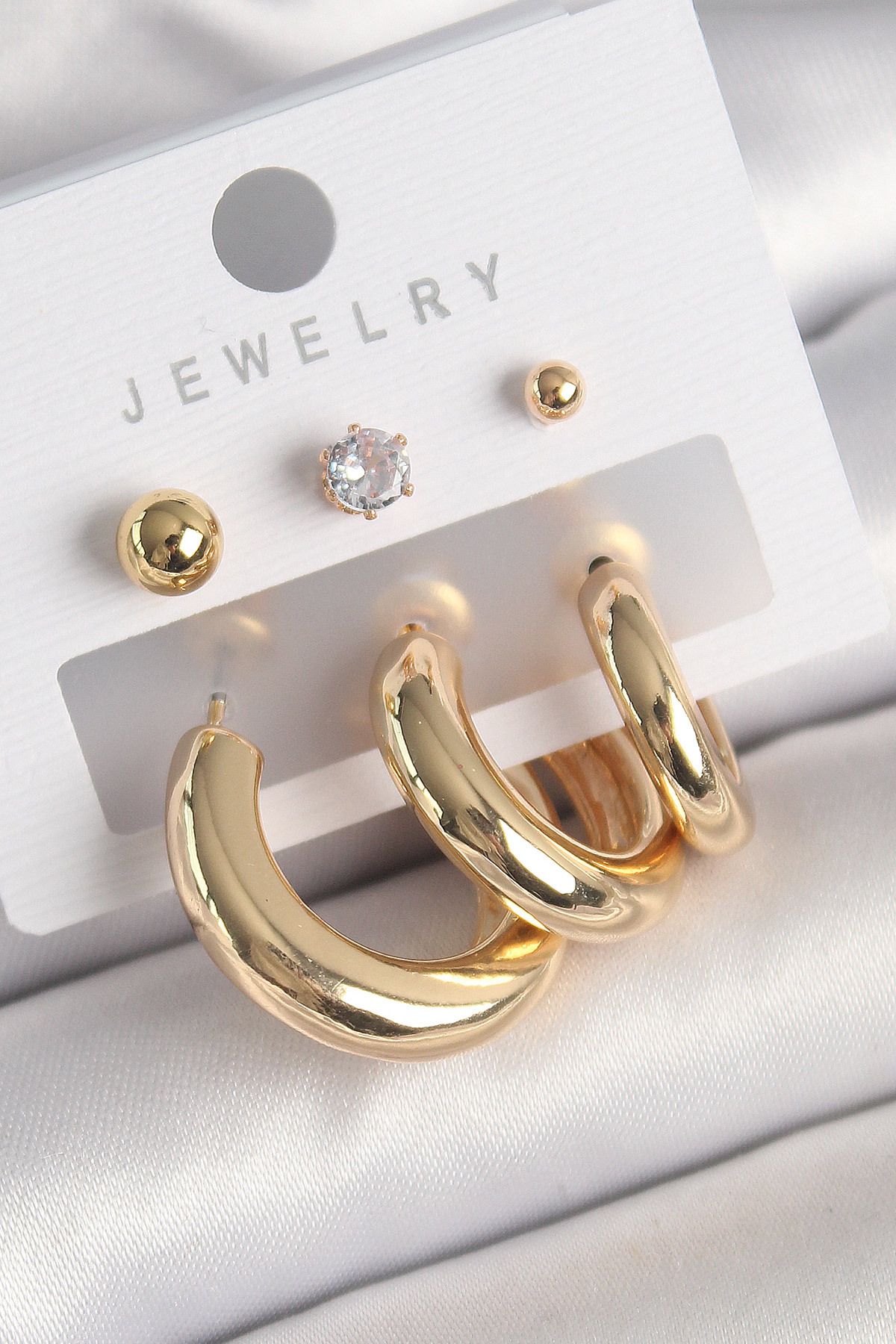 BZK ACCESSORİES Pirinç Gold Renk Halka Model Zirkon Taşlı Topçuk Detay Kadın Küpe