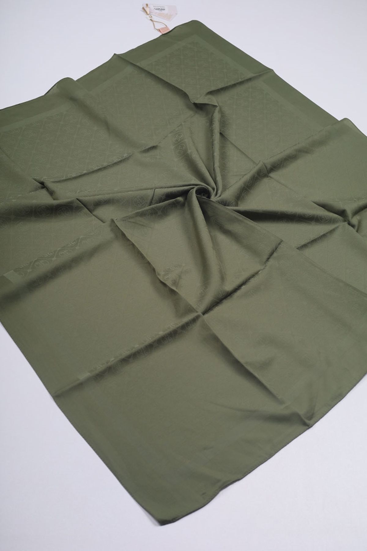 Pierre Cardin-Scarf - Pattern-01 - Color-21 1