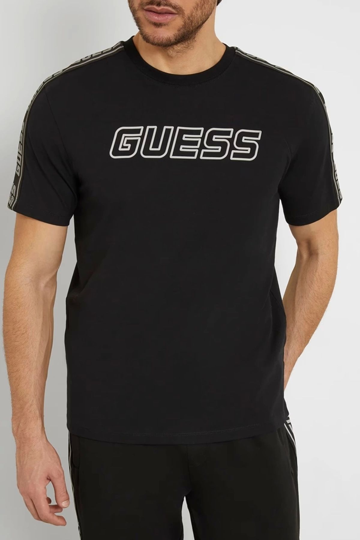 تی شرت مشکی مردانه توری اورجینال Guess