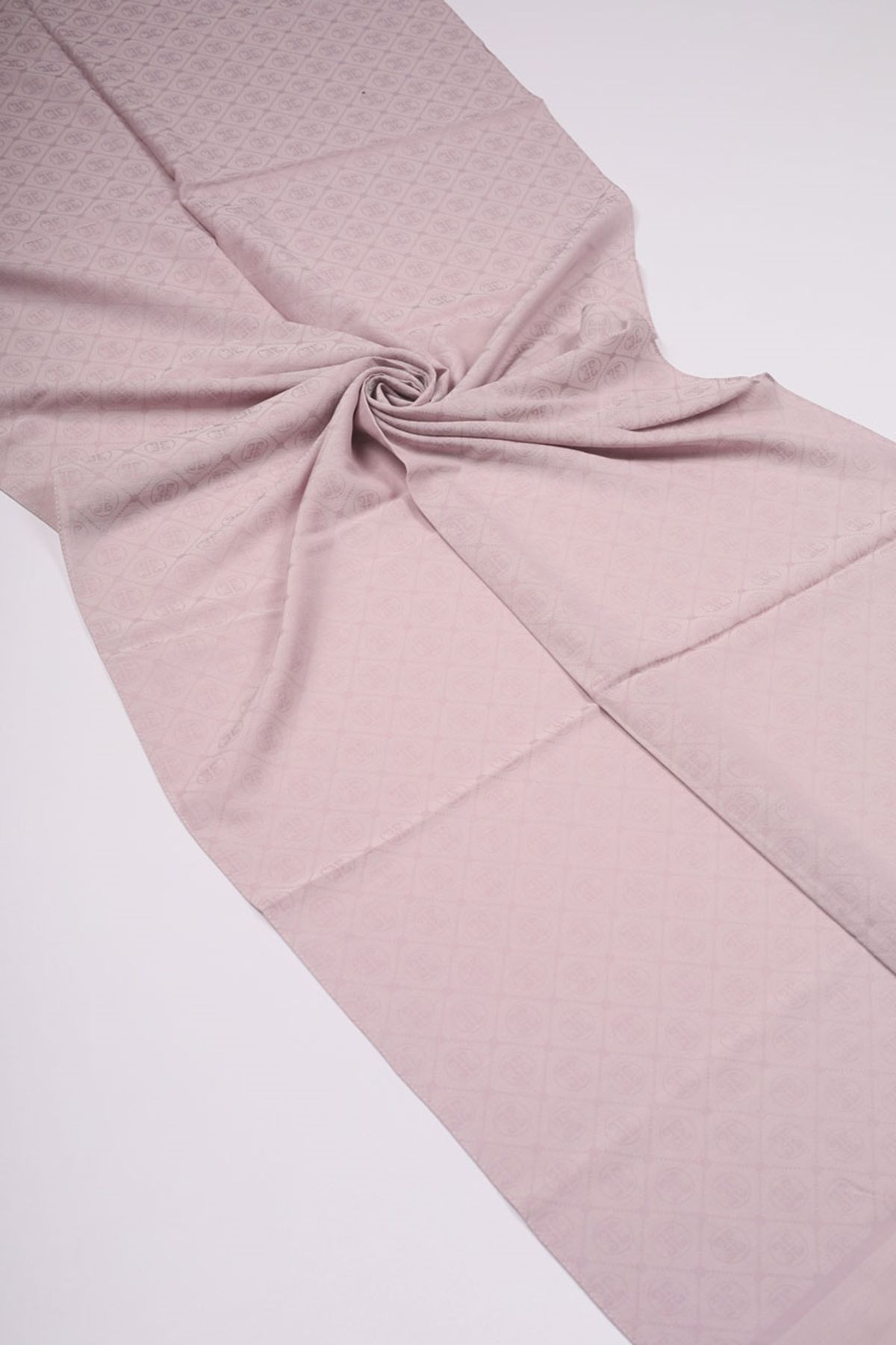 Pierre Cardin-Shawl - Pattern-01 - Color-16 1