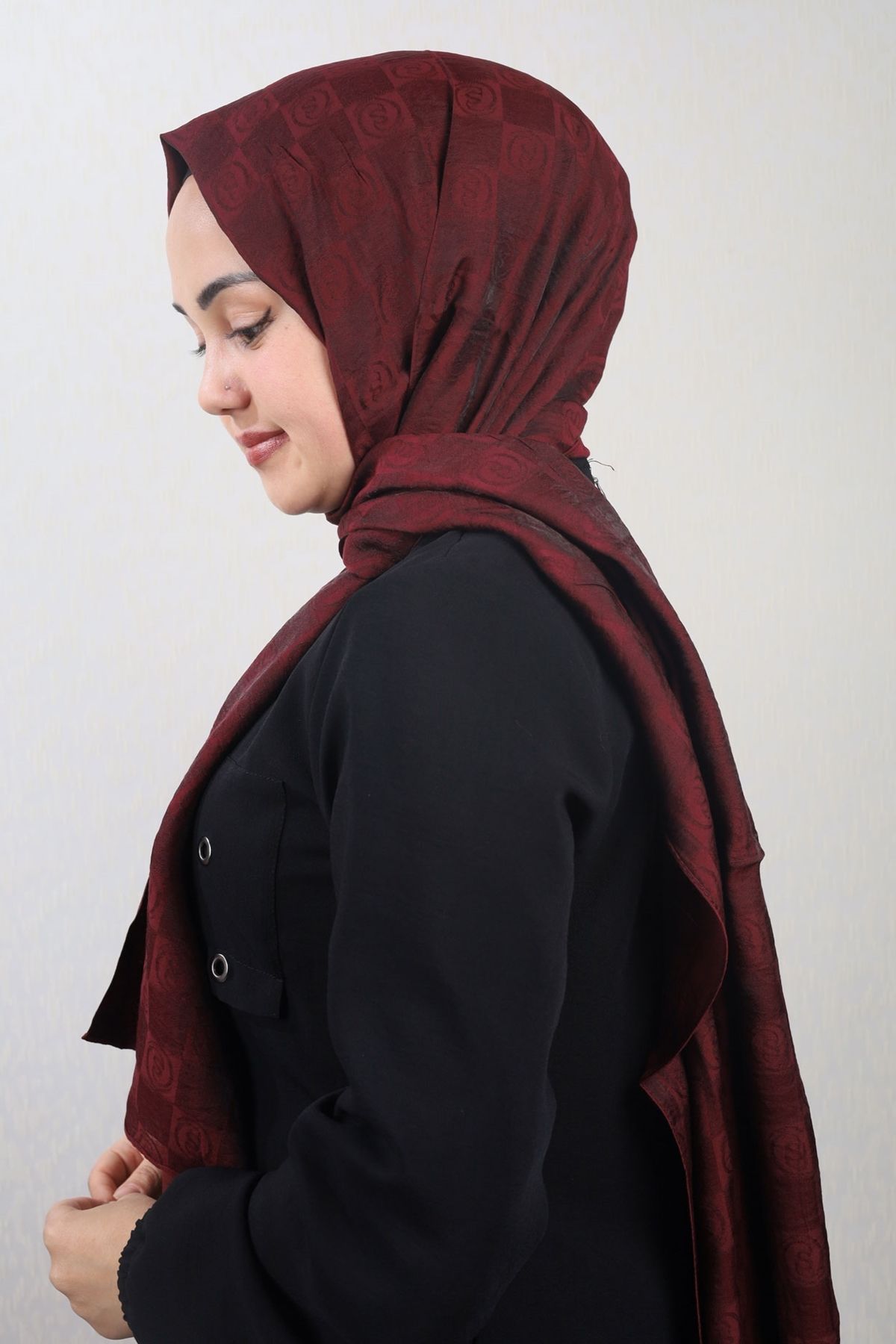 SAPPHIRE-شال مدقق منقوش - نمط-01 - لون-06 1