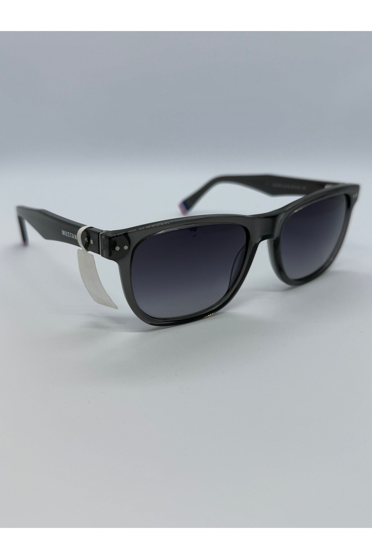 Mustang-Mu2390 C3 Unisex Sunglasses 2