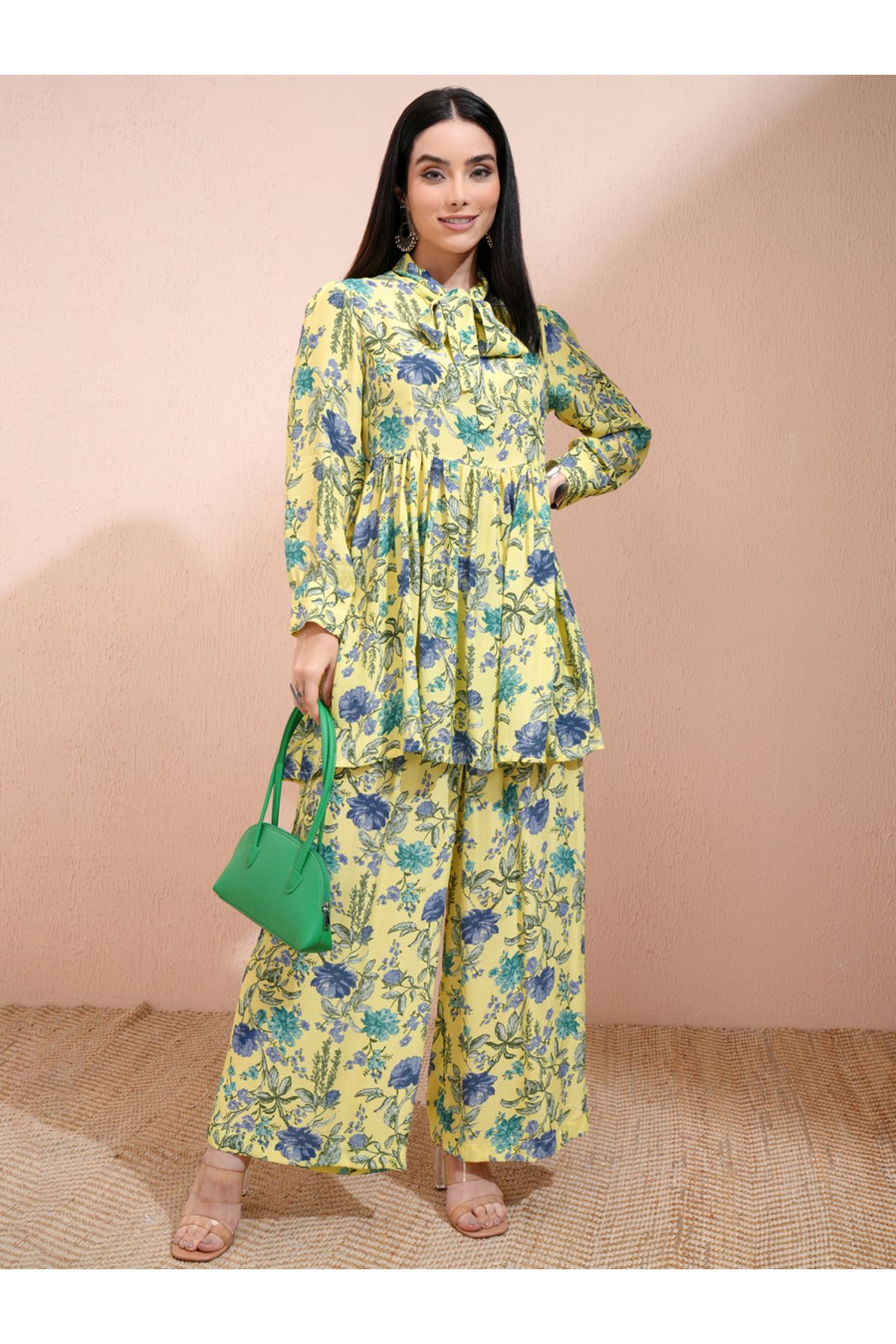 Vishudh By Styli-All-Over Floral Print Tie-Up Neck Longline Tunic with Palazzo Pants Set 1