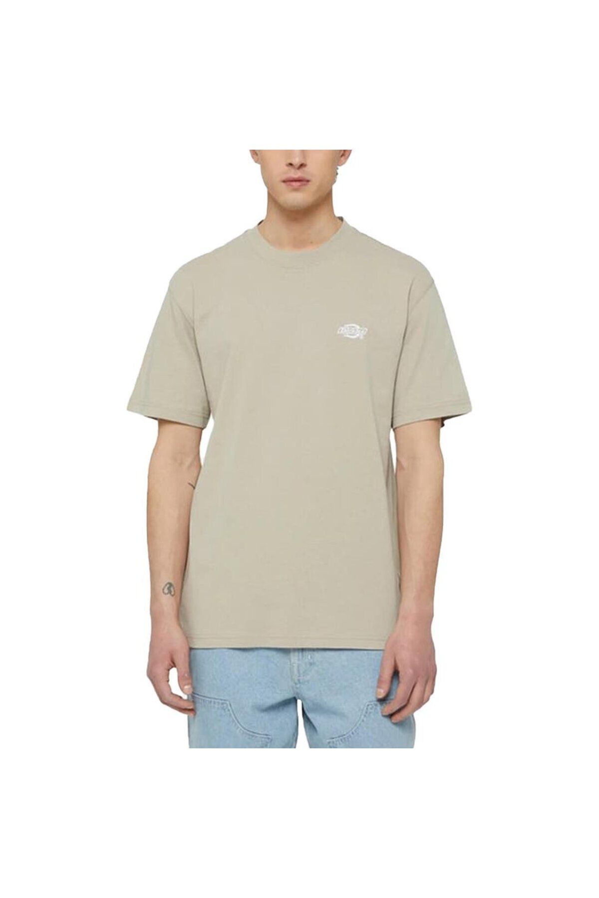 تی‌شرت از برند دیکیز  Dickies