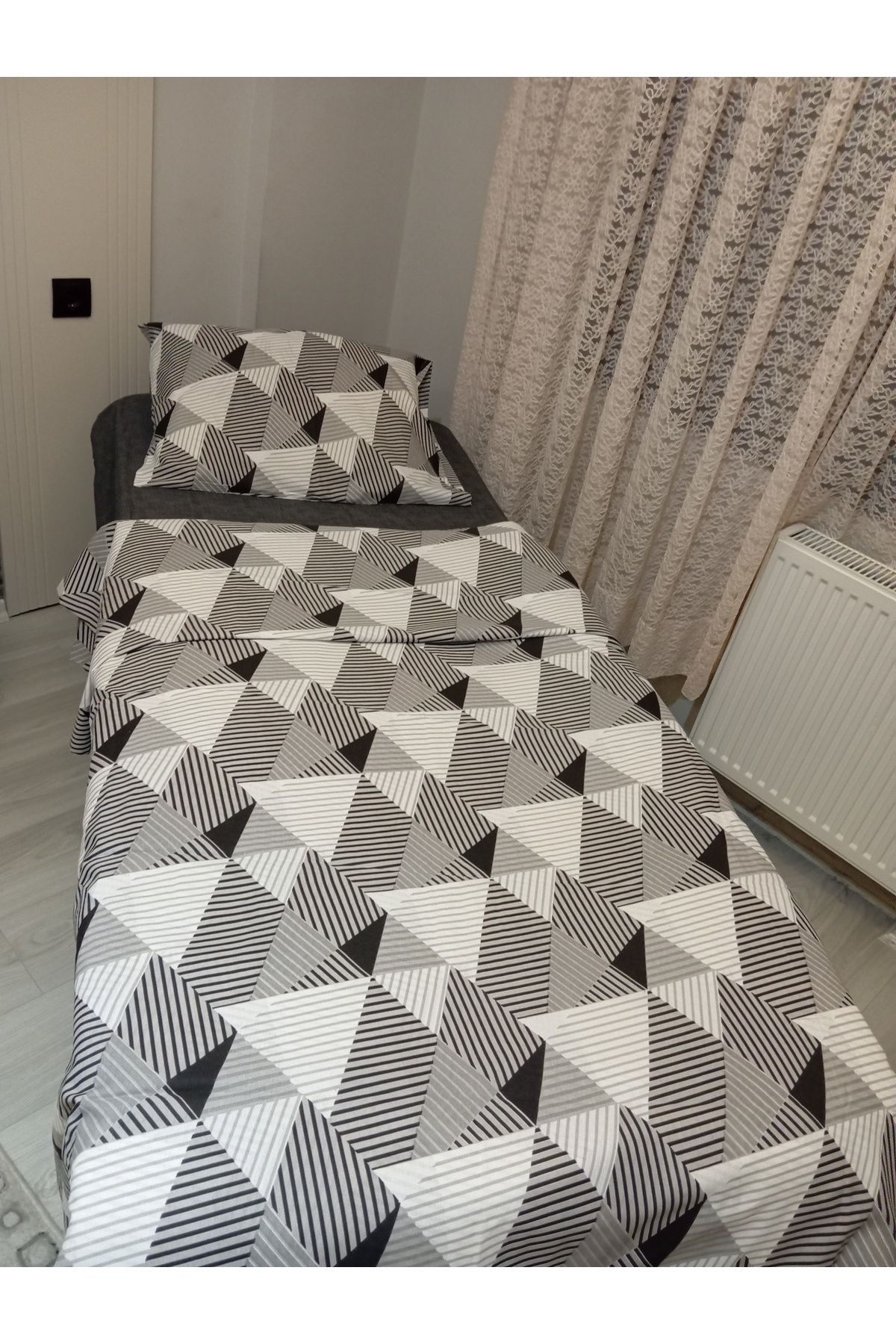 Nirvana-  Single Bed Sheet, Fitted Bed Sheets Set - Geometric Design 3