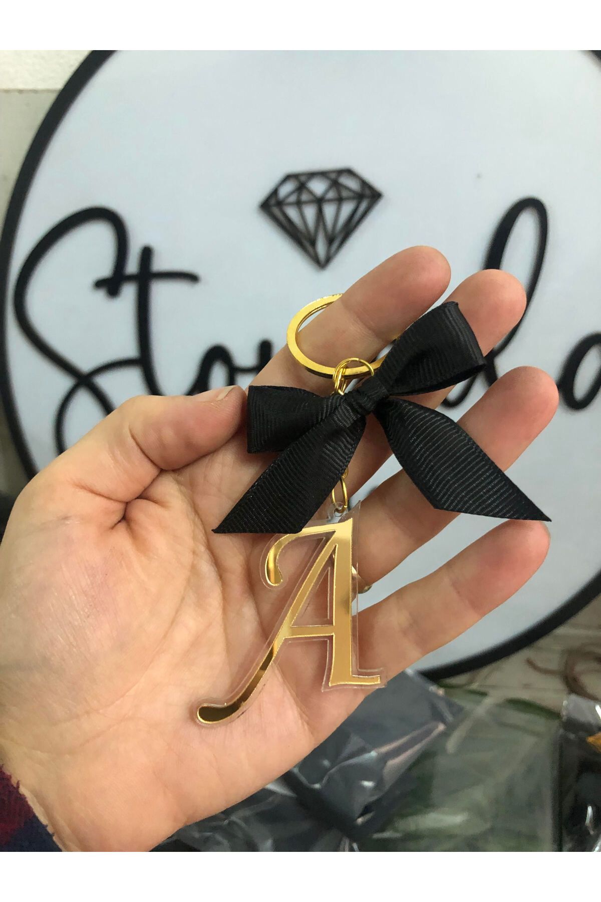 Stoneda-5cm Single Letter Keychain with Bow, Full Inside Model 4
