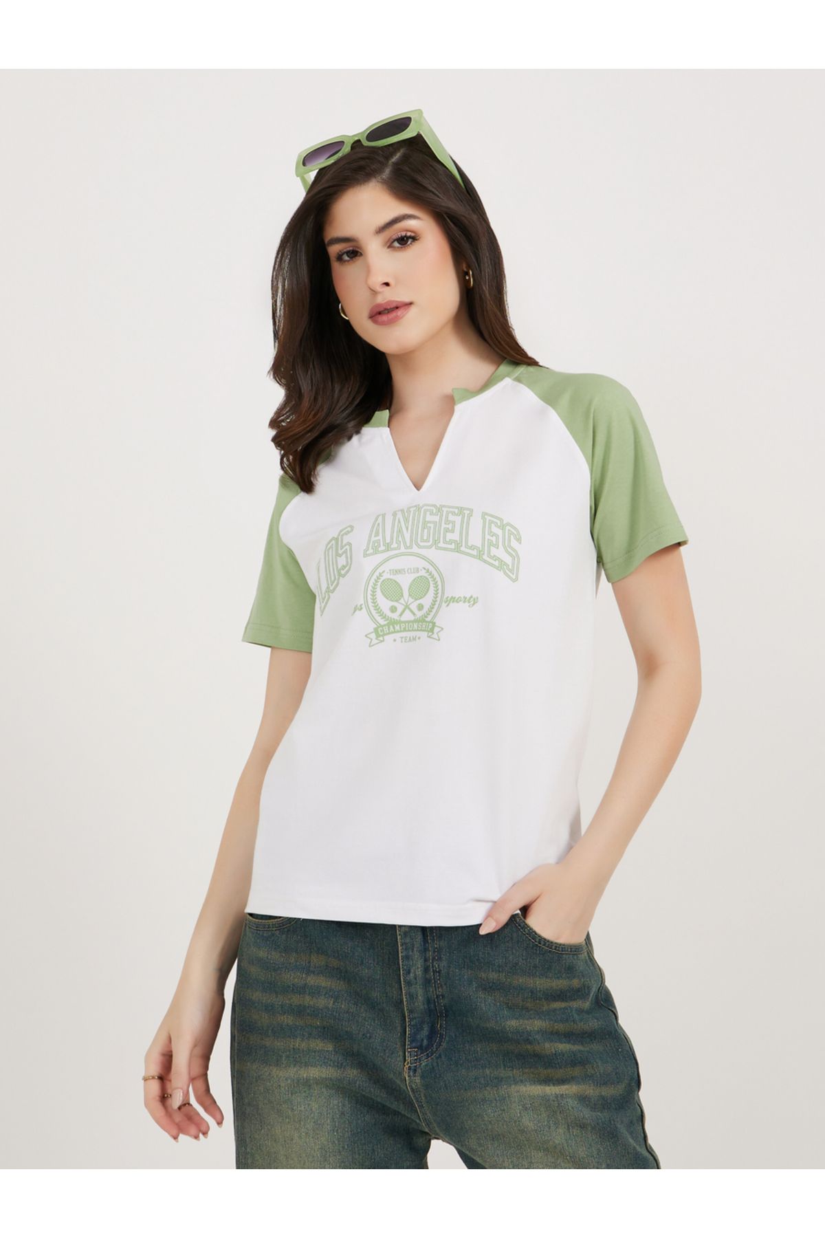 Styli-Cotton Stretch Los Angeles Graphic Raglan Sleeves T-Shirt 1