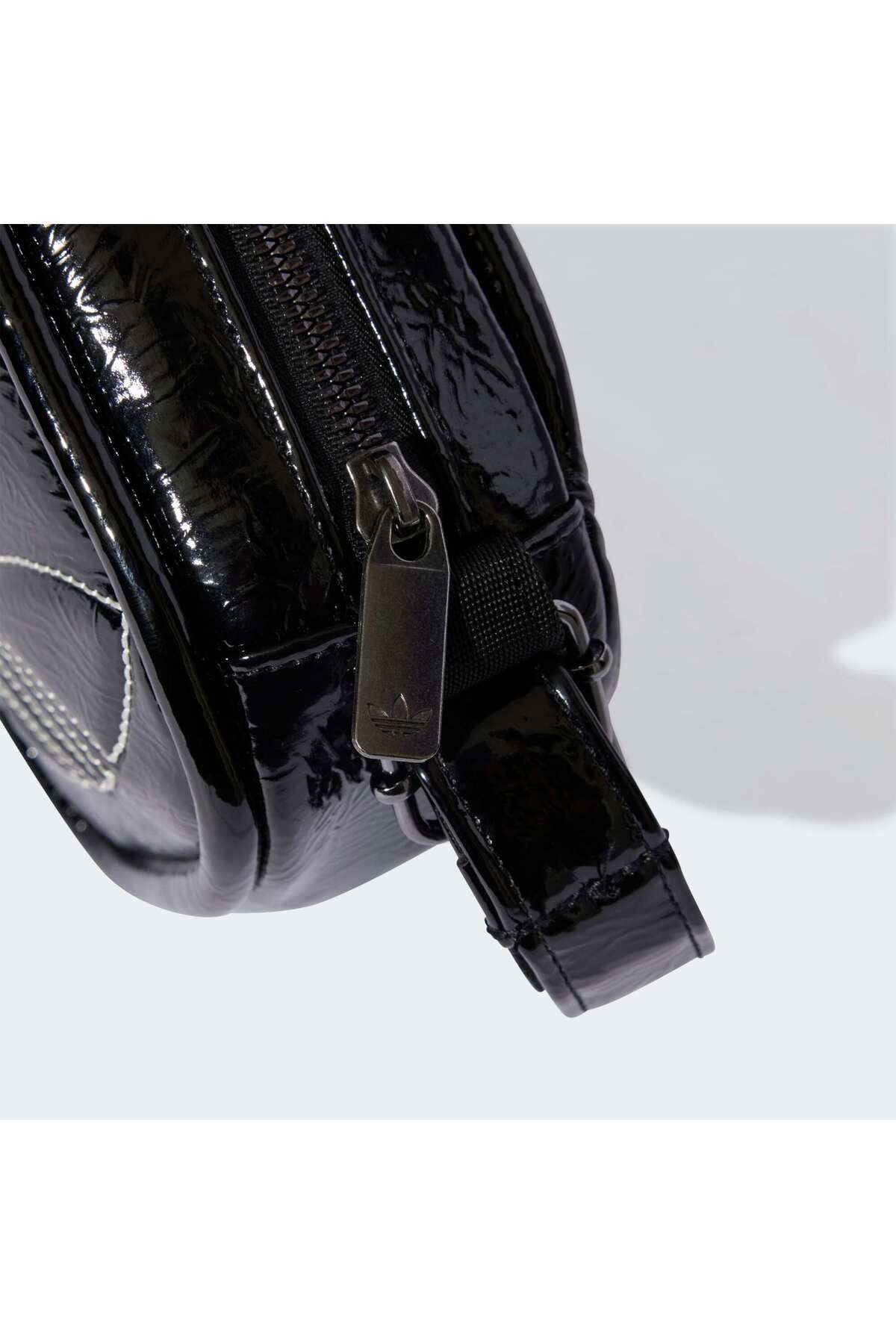adidas-Adicolor Premium Classic Diamond Women's Black Shoulder Bag 4