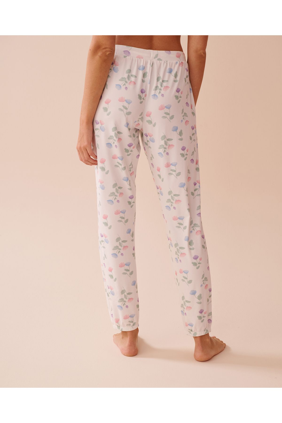 La Vie en Rose-Tulip Print Super Soft Jogger Pajama Pants 2