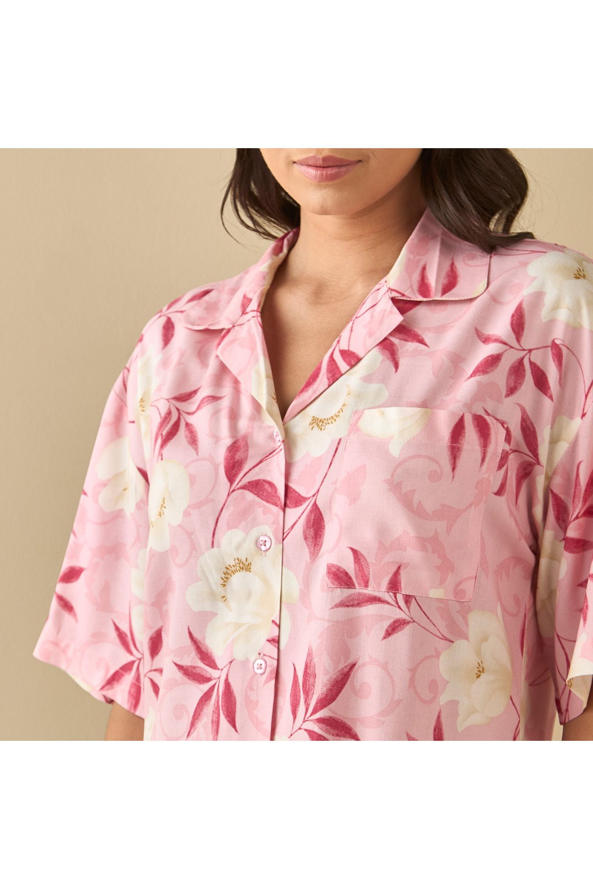 FAV-All-over Floral Print Sleepshirt With Short Sleeves 4