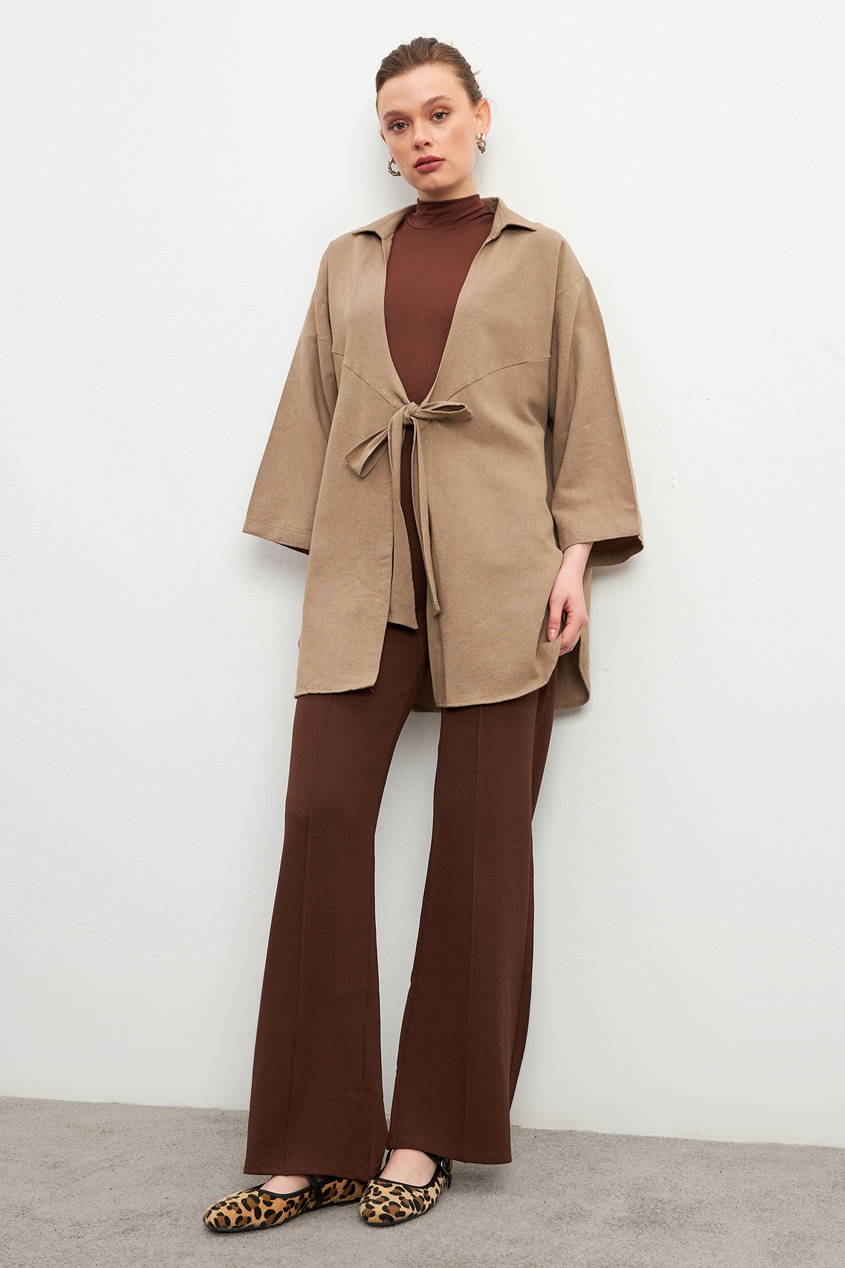 Women's Biscuit Tying Detailed Flam Linen Kimono