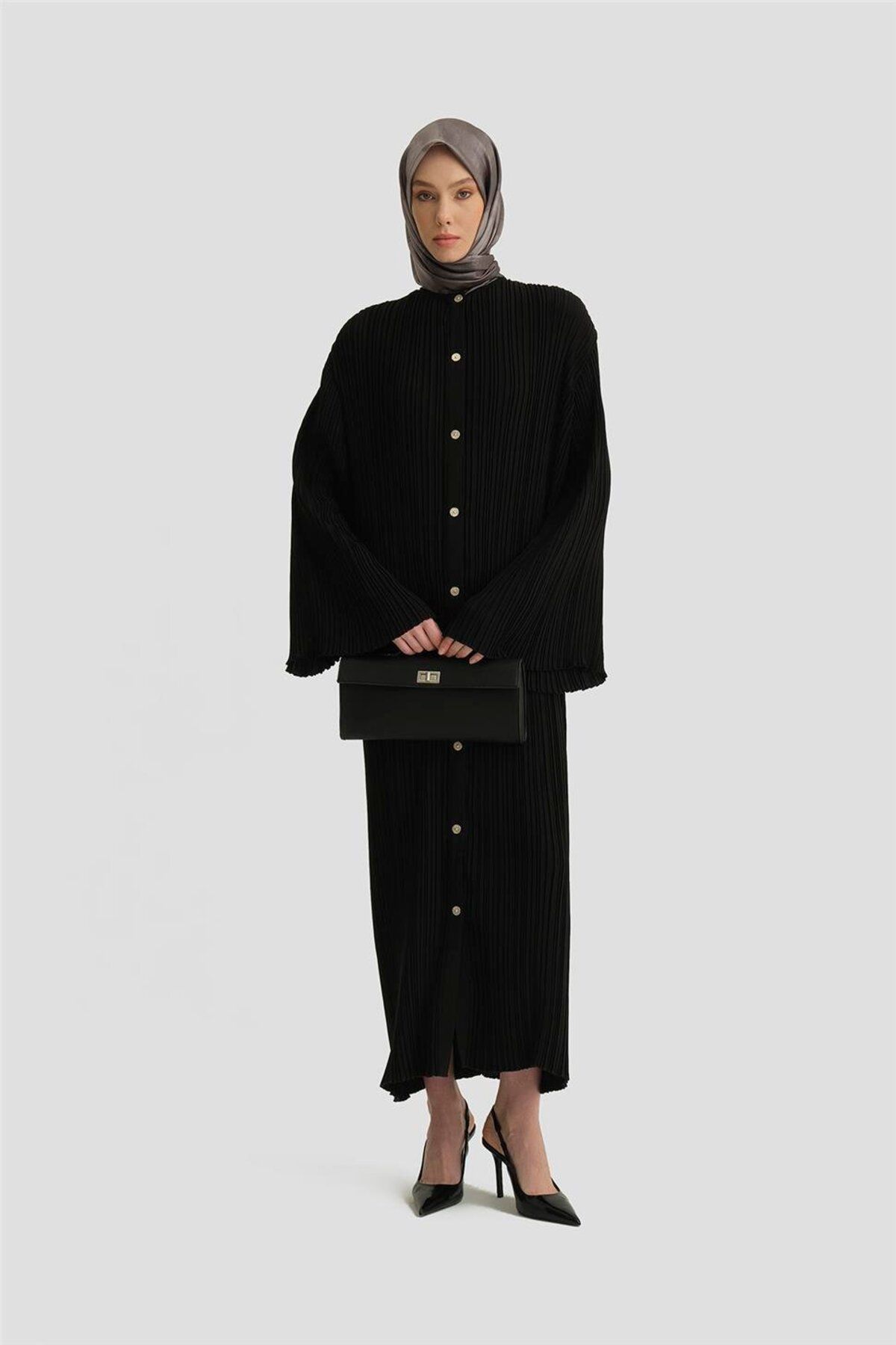 Abaya پلیسه دار 25y8305 مشکی Armine