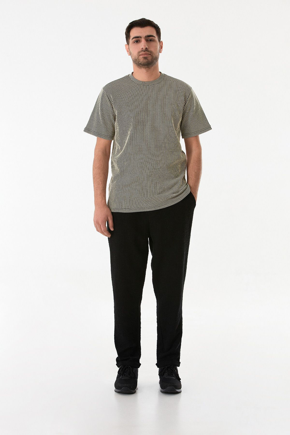 complete the look image