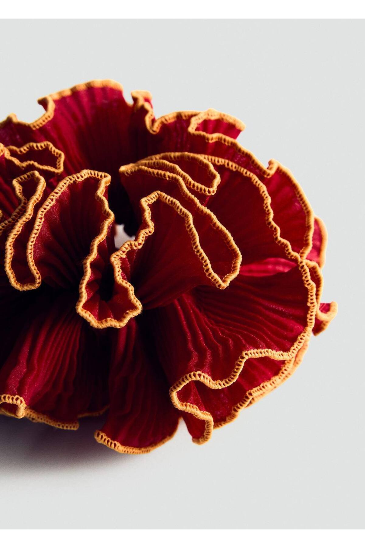 Çiçekli kontrast şeritli saç tokası