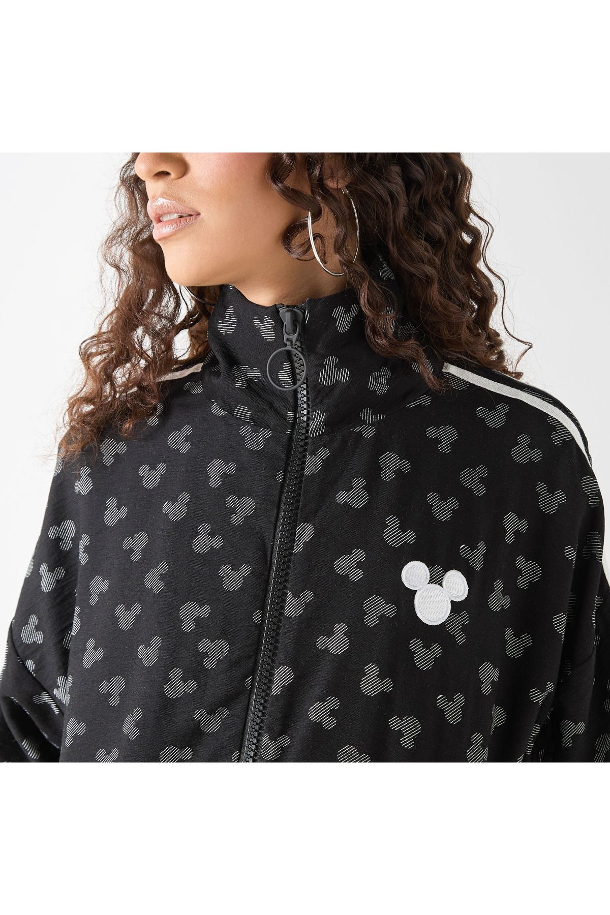 SP Characters-Mickey Mouse Print Jacket With Long Sleeves And Zip Closure 4