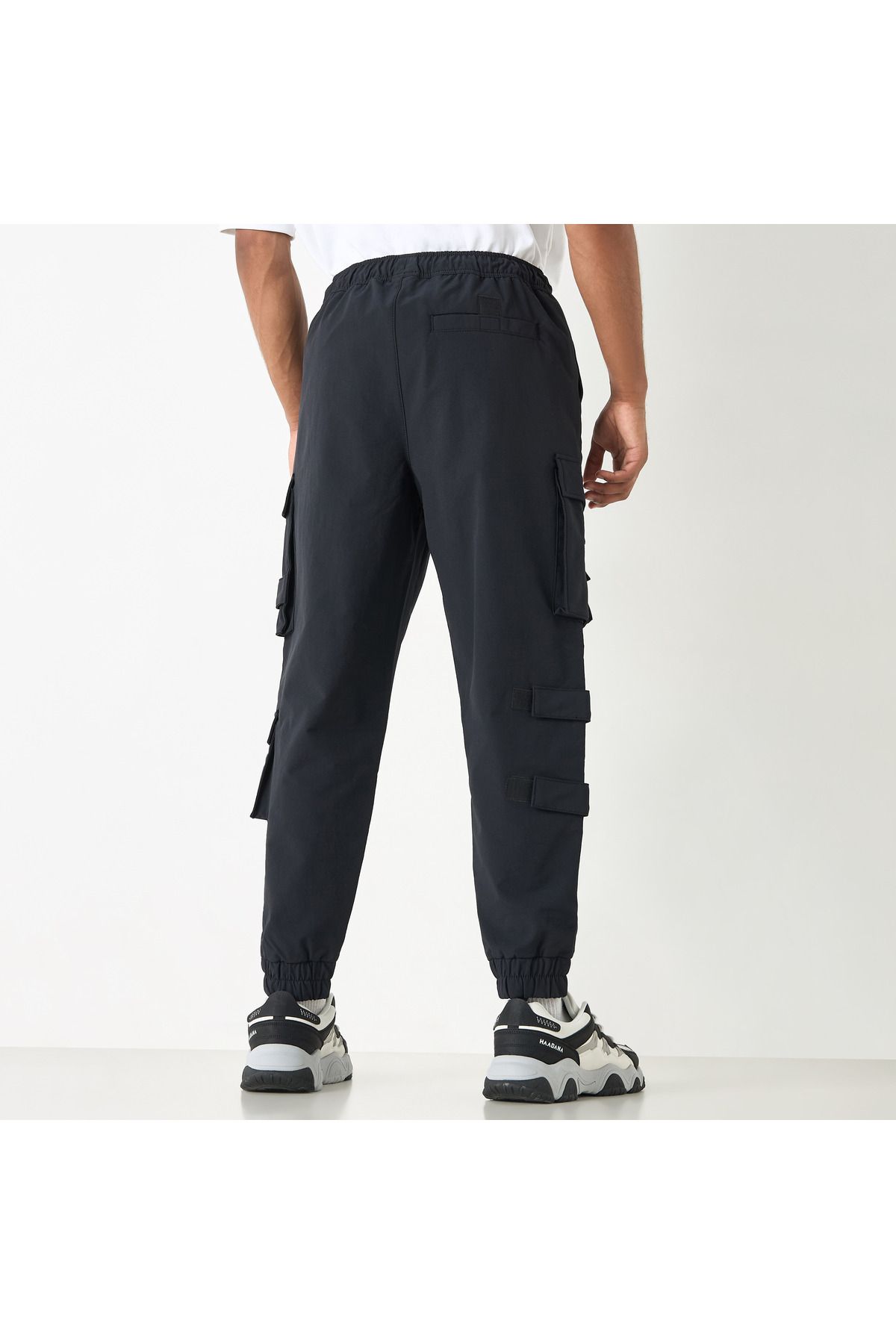 SP Characters-Relaxed Fit Cargo Pants With Drawstring Closure And Pockets 3