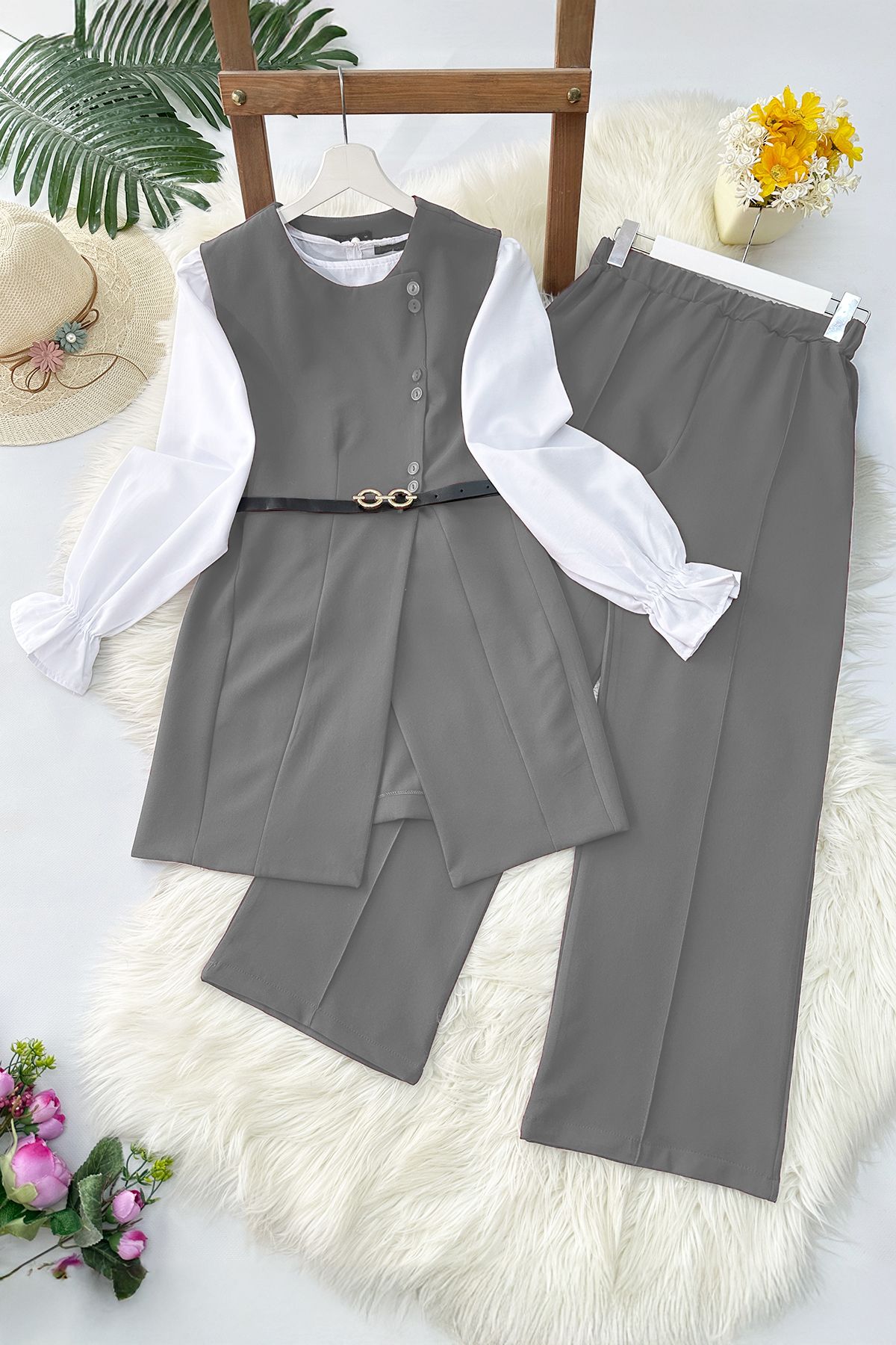 MODAQU-Gray Vest Trousers Belt Set 1