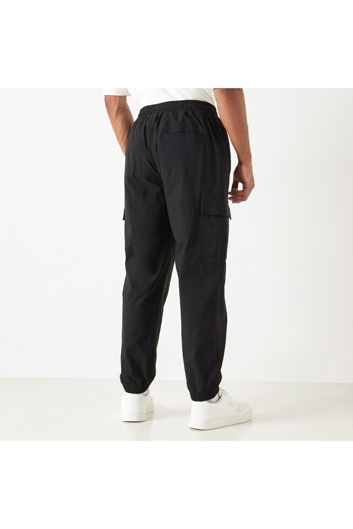 Starter-Solid Regular Fit Cargo Joggers With Flexi Waist And Pockets 3