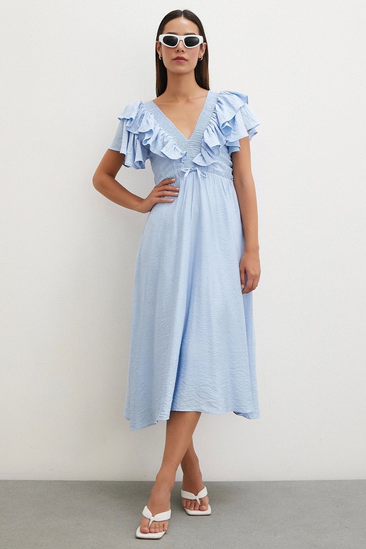 TRENDQUEL-Blue Linen Dress - V-Neck, Ruffle Detail and Elastic 2