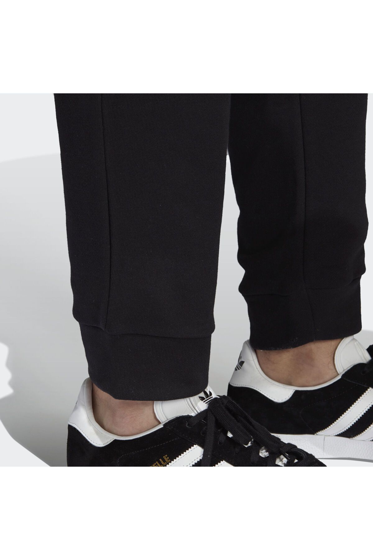 adidas-Pantaloni de trening pentru bărbați - Trefoil - DV1574 7