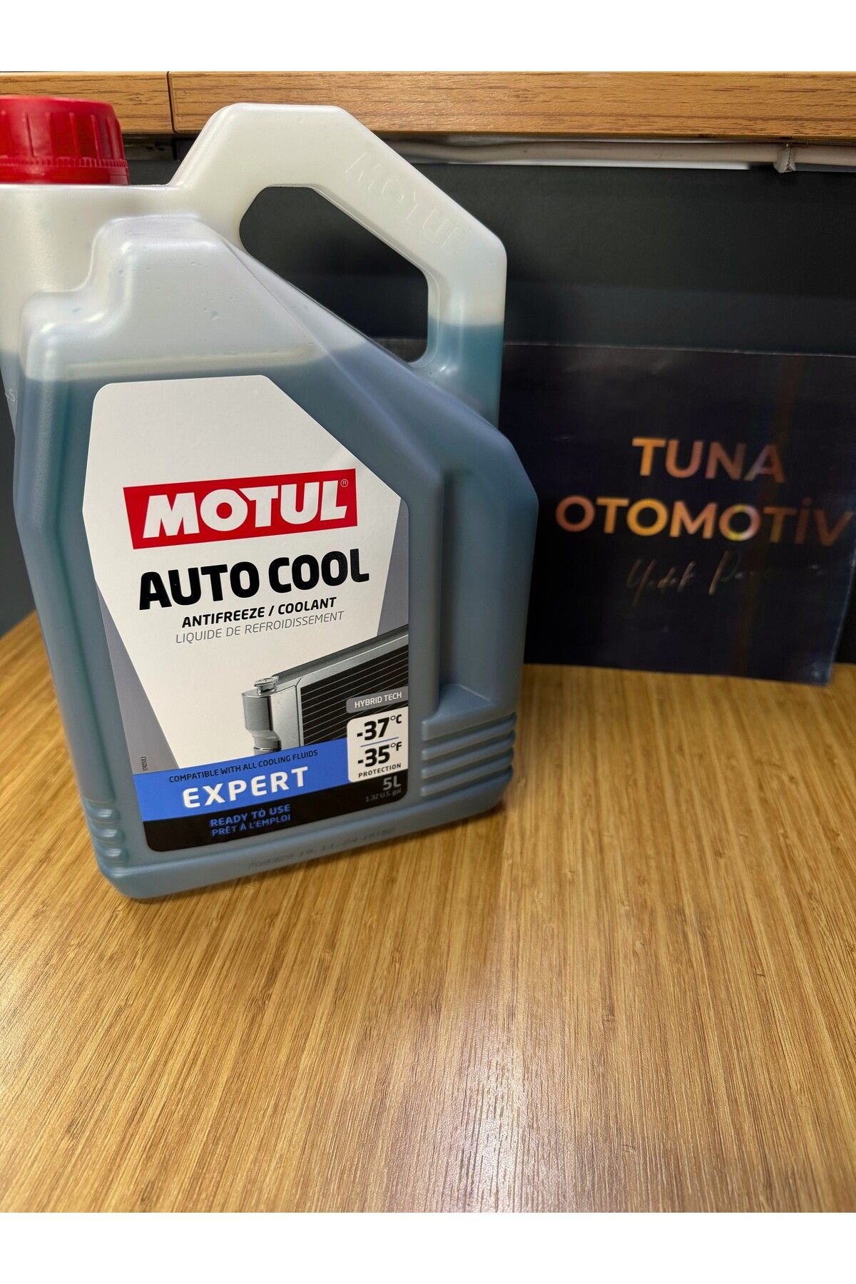 Motul Auto Cool Antifreeze/Coolant