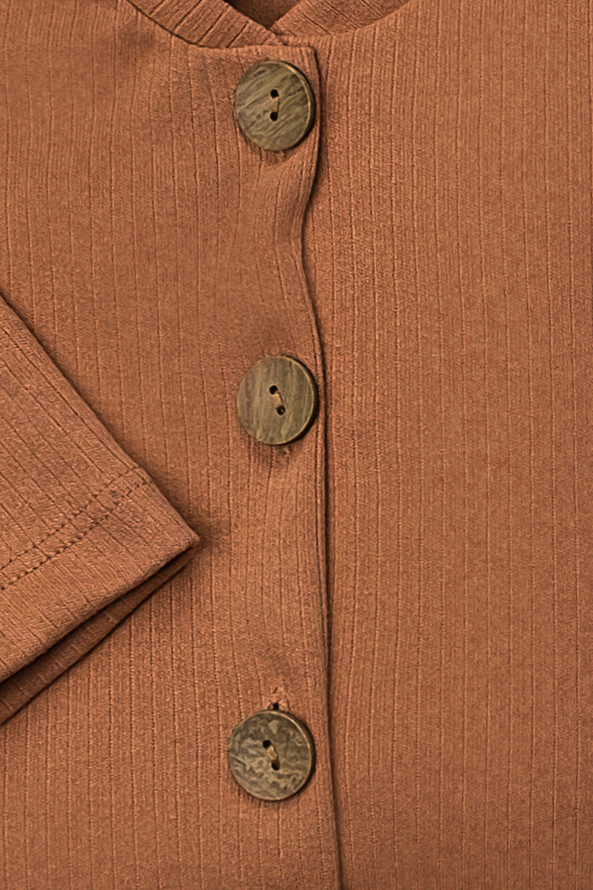 Mai Perla Organik Kumaş Tahta Düğmeli Tek Boy Tulum Unisex 3 Parça Bebek Takımı fotoğrafı 4 (önizleme)