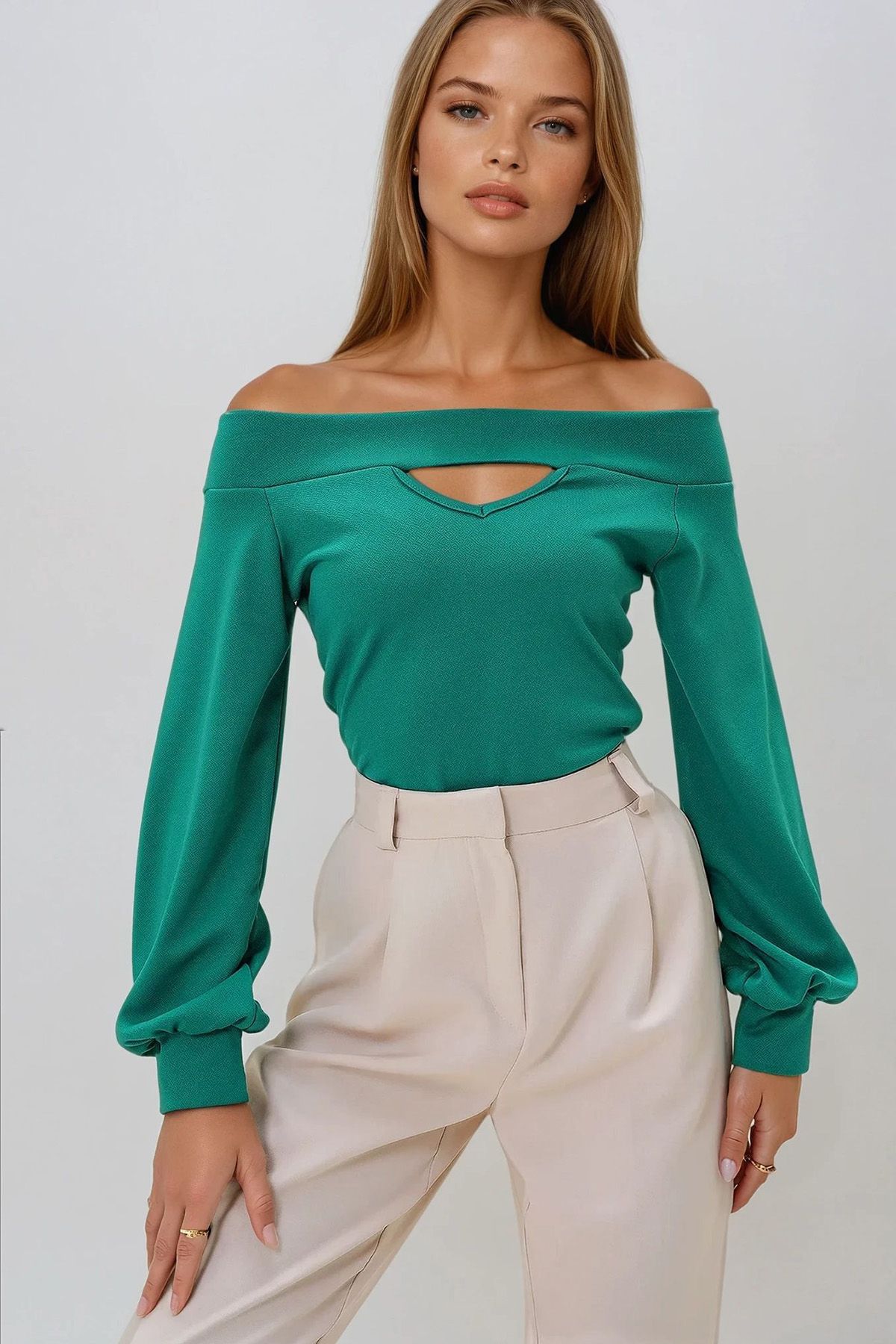 VAGGON-Women's Green Madonna Collar Cut Out Detailed Knitted Blouse Prmx12948 2