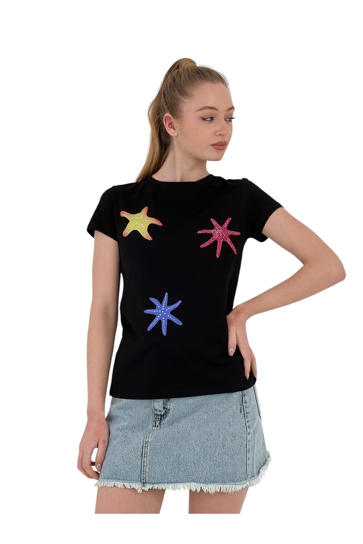 Miss Poem-Women's Star Printed Short Sleeve Summer Black T-Shirt 2