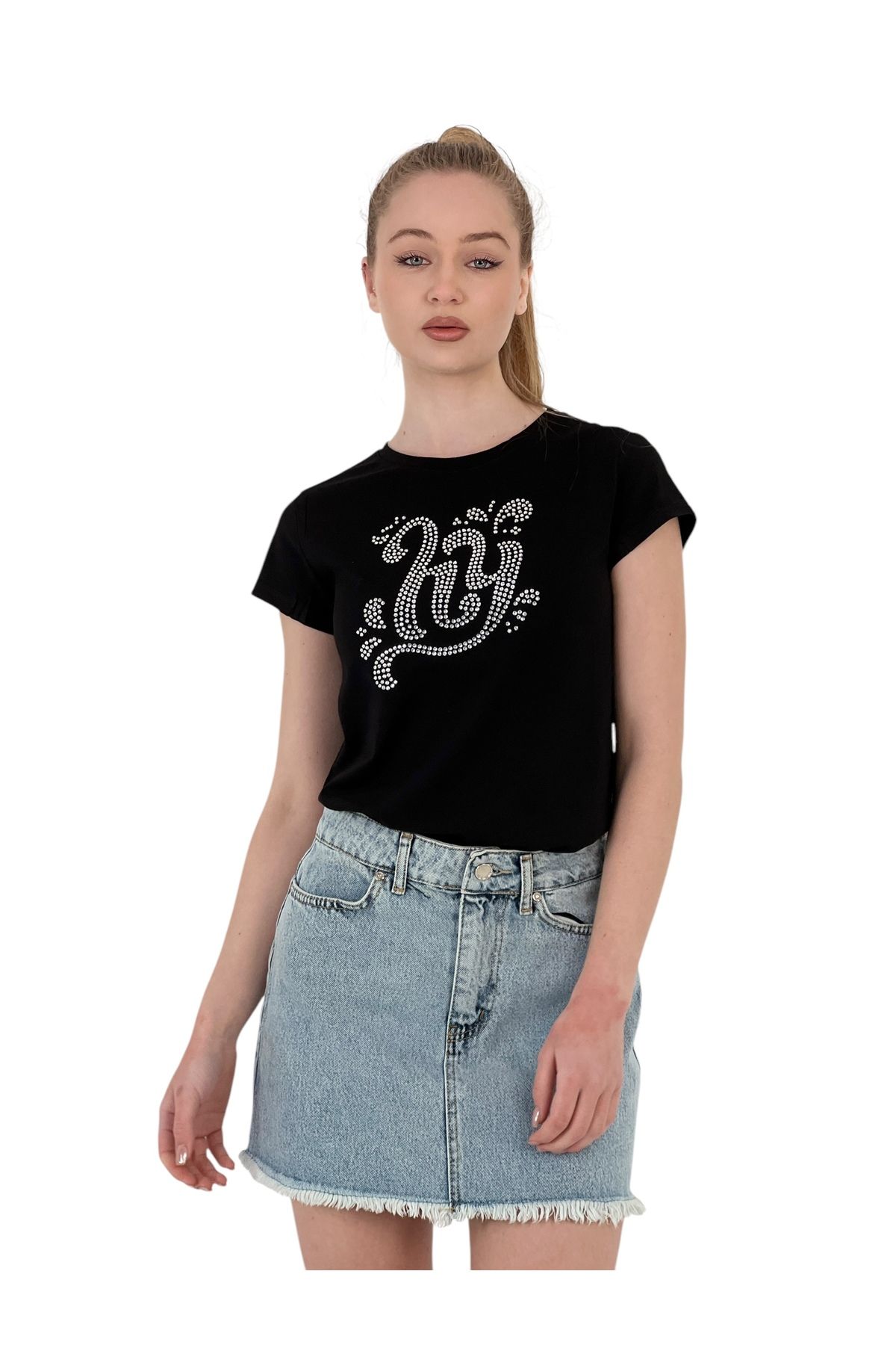 Miss Poem-Women's Stone Embroidered Short Sleeve Summer Tight Black T-Shirt 4