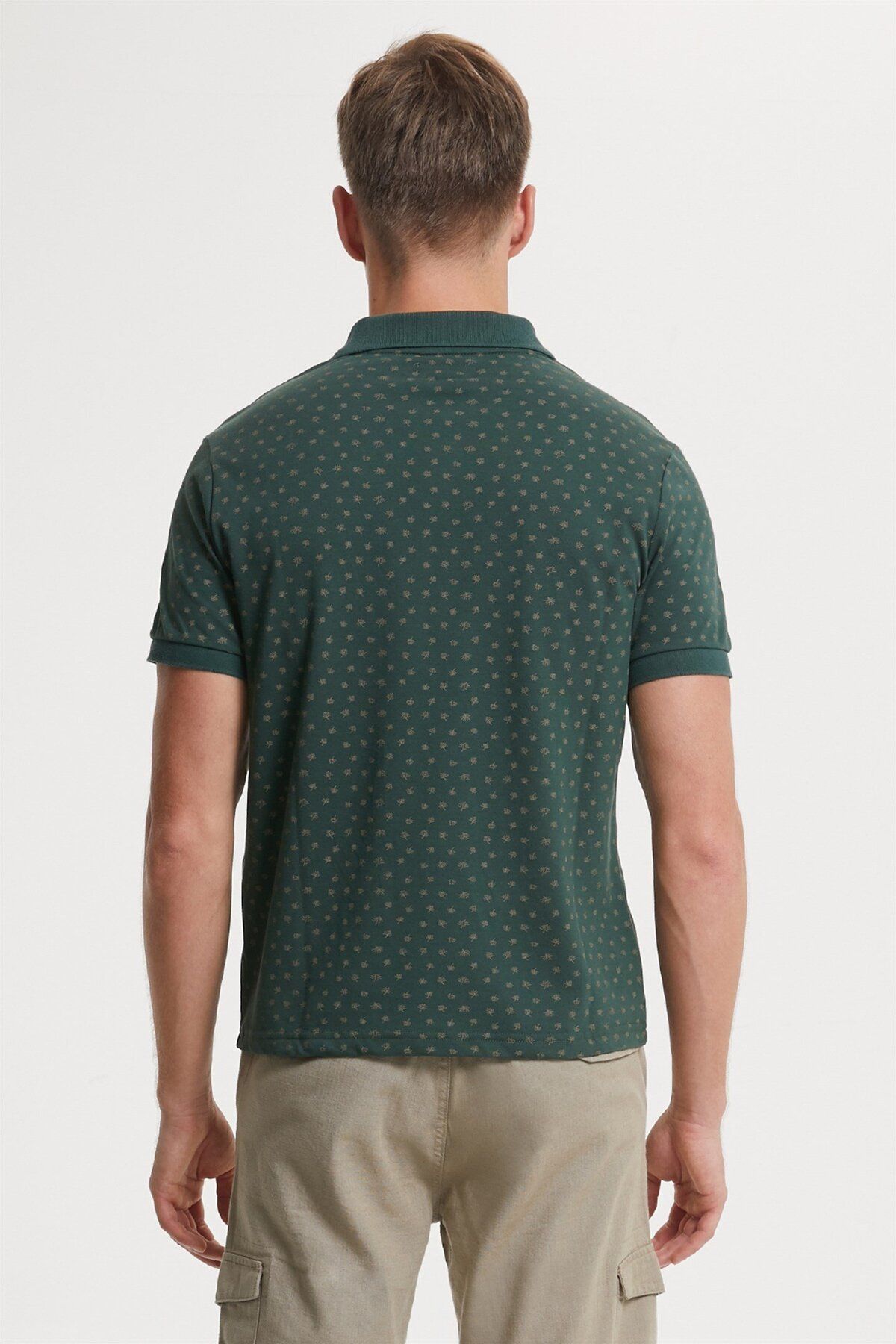 تی شرت سبز مردانه طبیعت طرح دار توسط چوگان یاکا تیره Lee Cooper