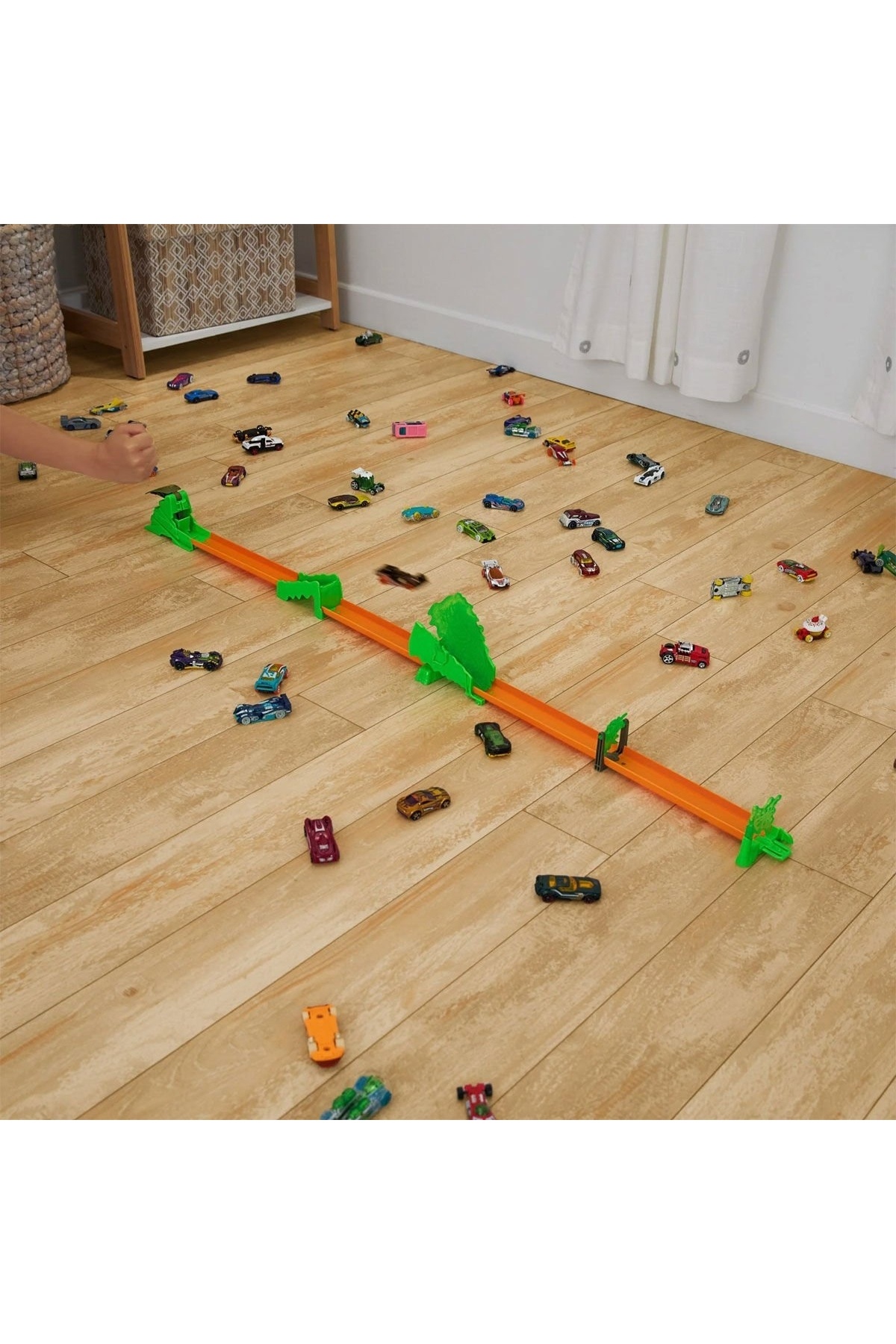 HOT WHEELS HKX47 Track Builder Heyecanlı Atlayış Akrobasi Seti fotoğrafı 2 (önizleme)
