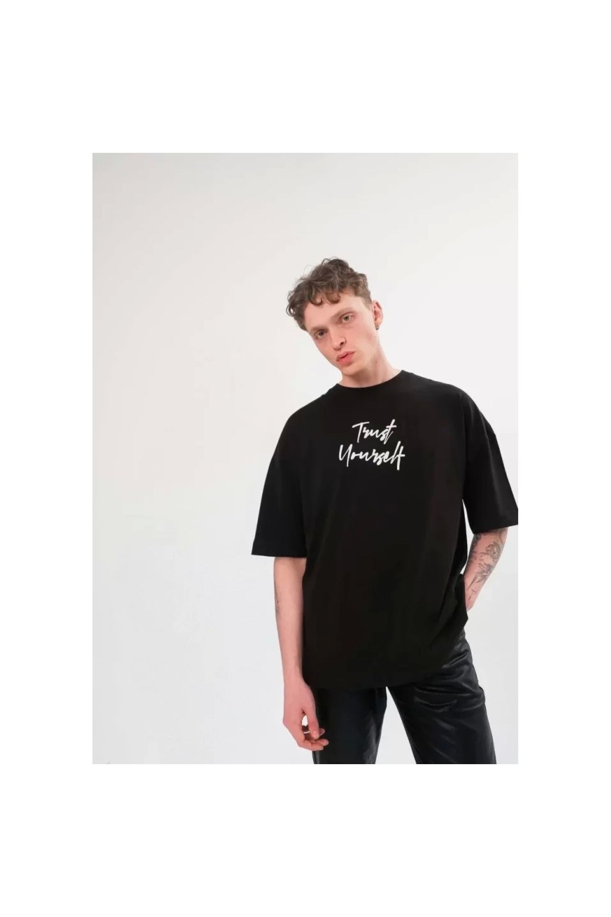 Narnuga Unisex Bisiklet Yaka Baskılı Oversize TShirt