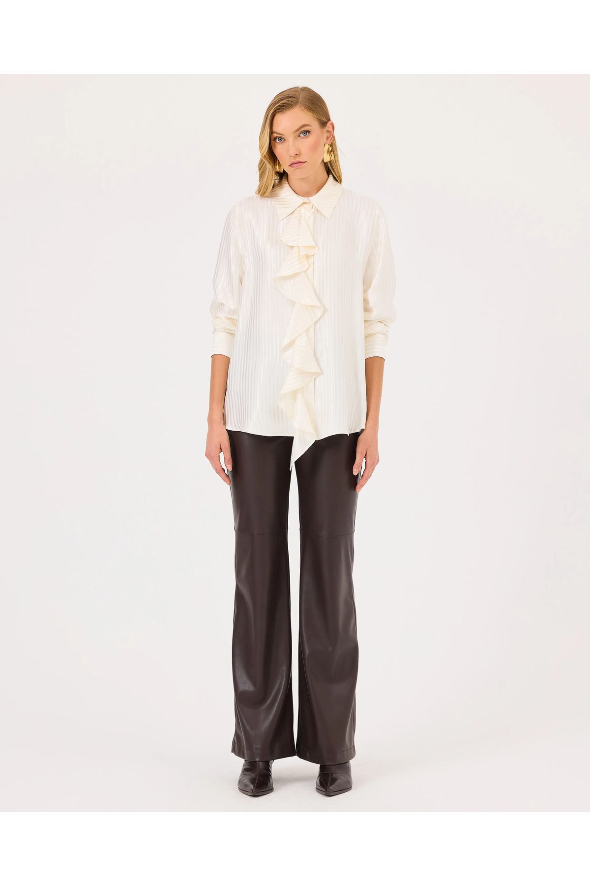 SEÇİL-Buttoned Stylish Shirt with Friff Front 3