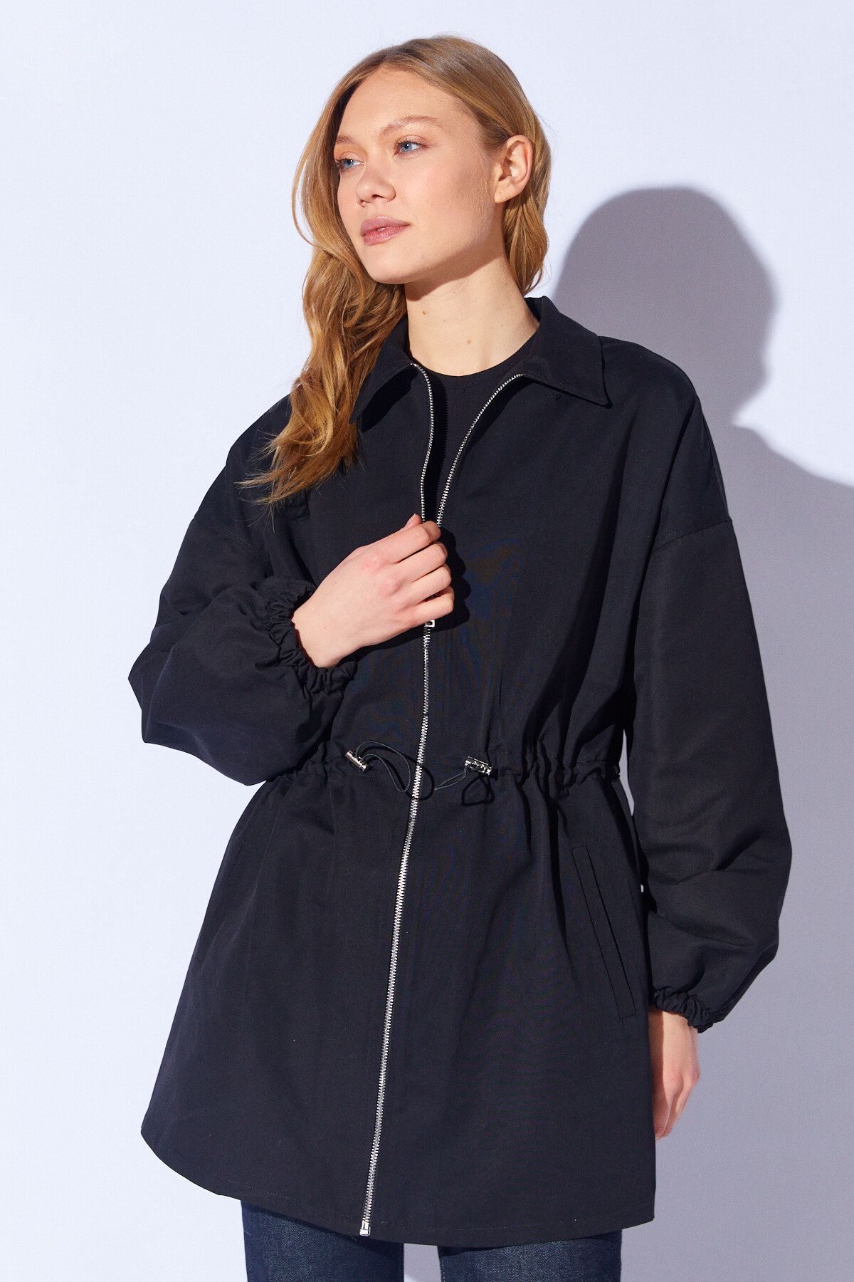 Manche-Drawstring Waist Water Repellent Raincoat Women's Trench Coat |   Black 1