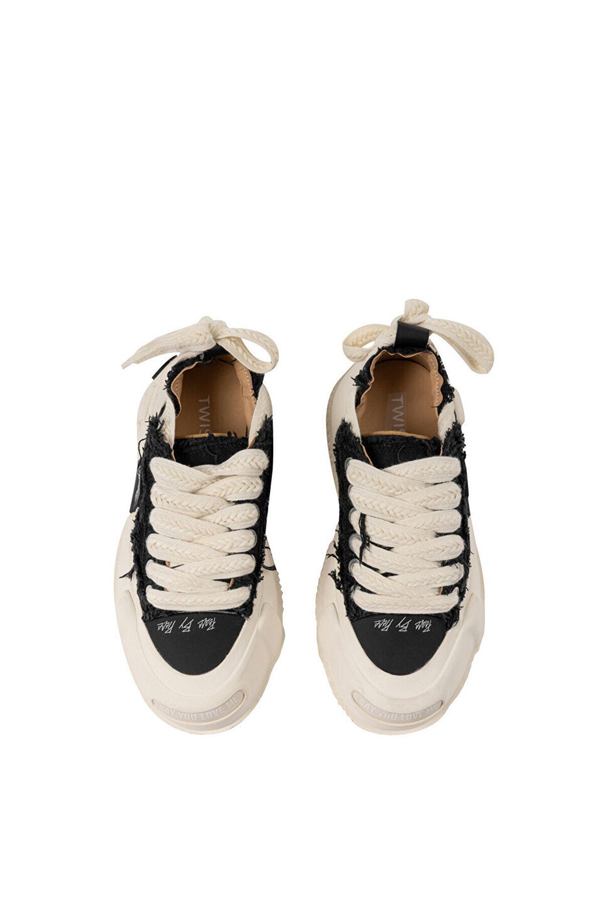 Twist-Patch Accessory Sneaker - Stylish and Comfortable 4