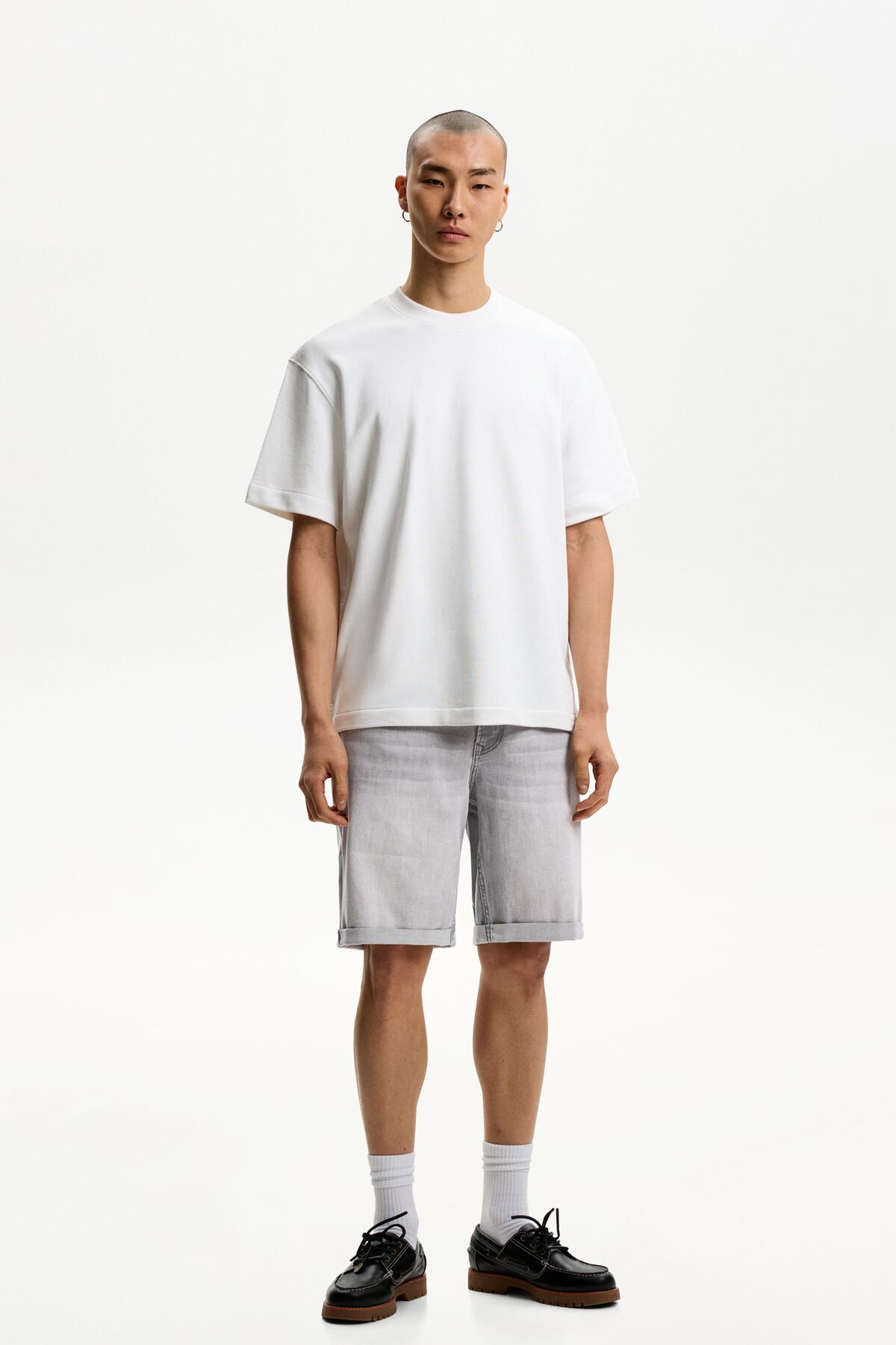 برمودای جین لبه دار Bershka