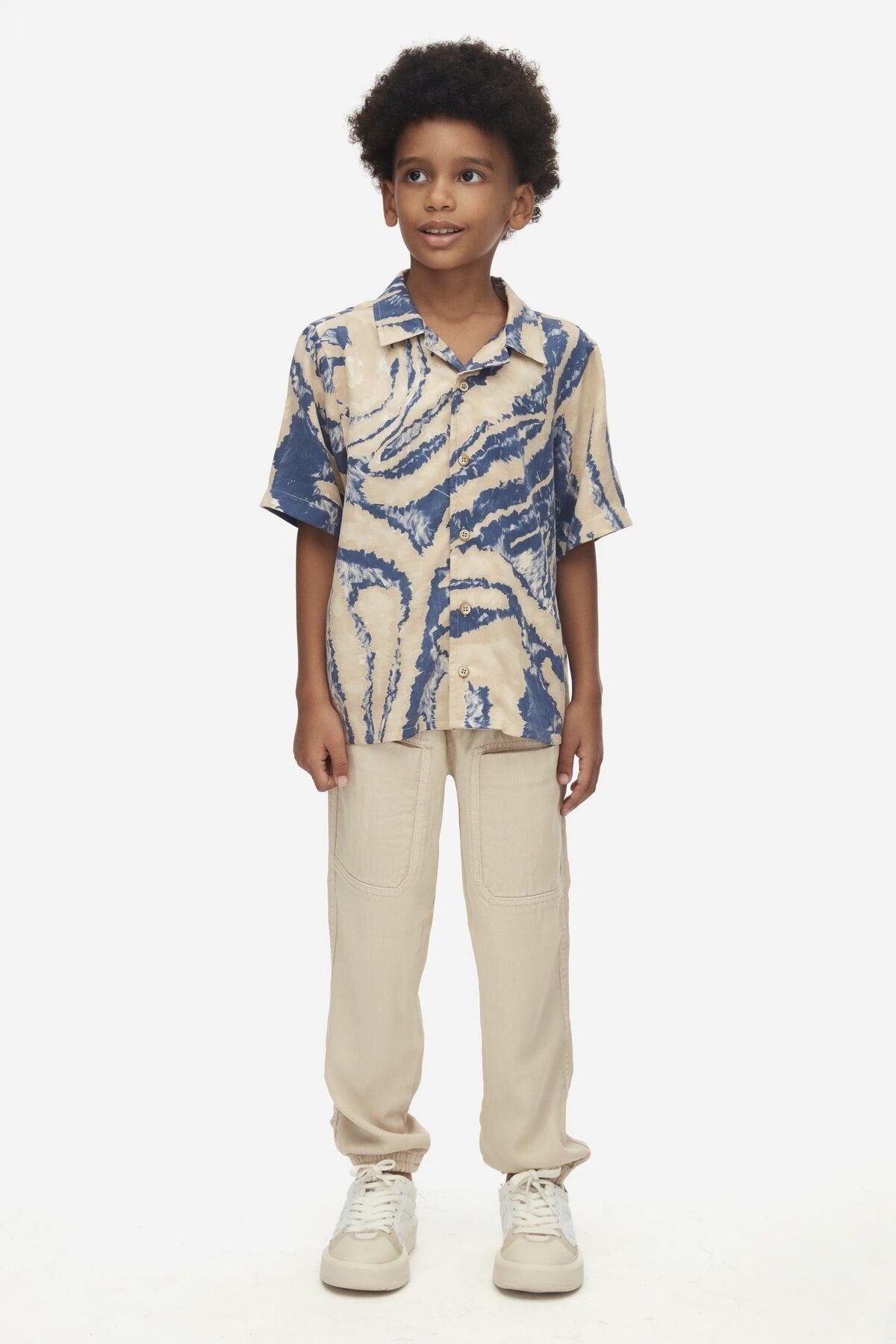 complete the look image