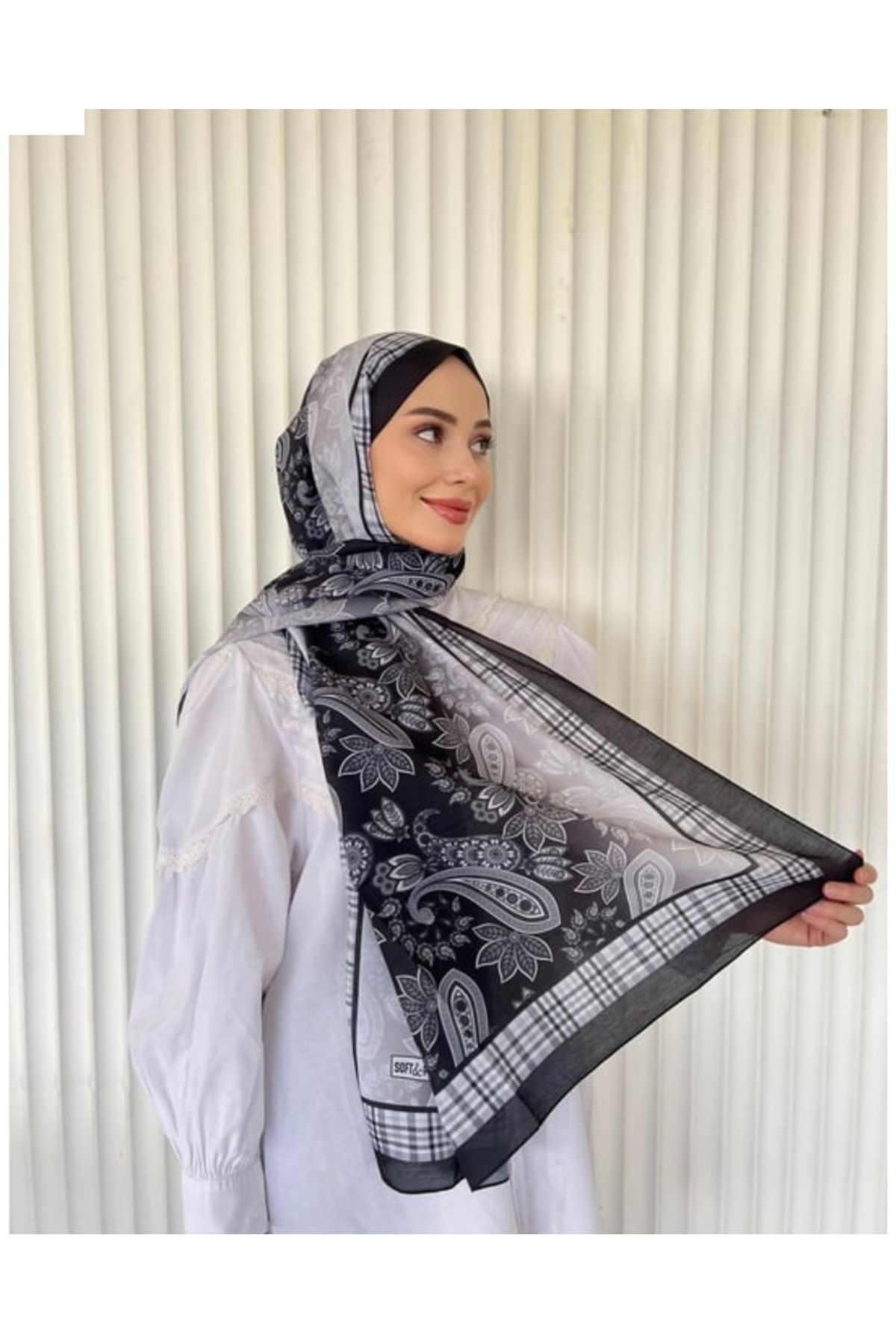 Misa-Ethnic Voile Mousse Pattern Shawl 2