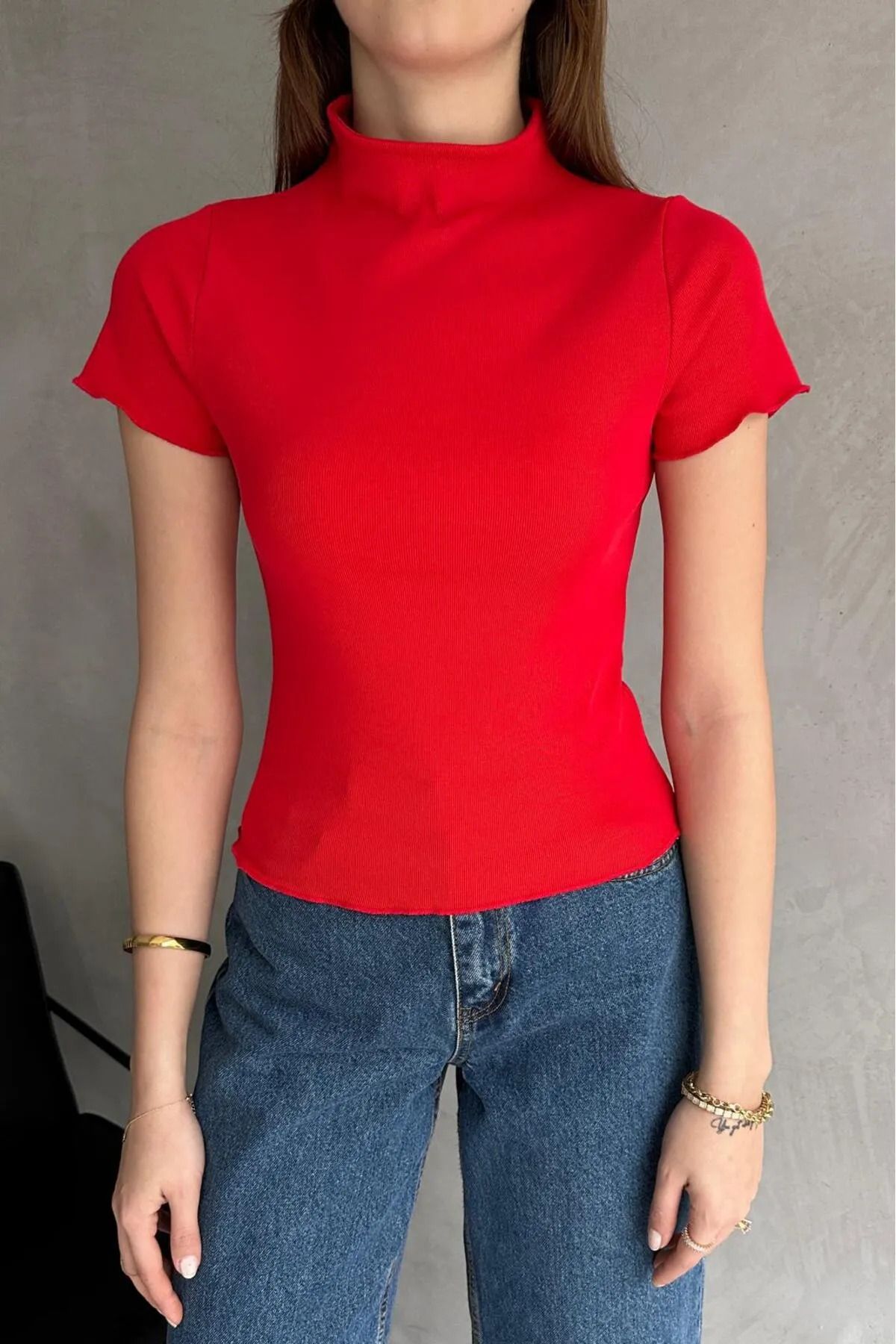 Özman Butik-Red High Collar Camisole Tshirt 1