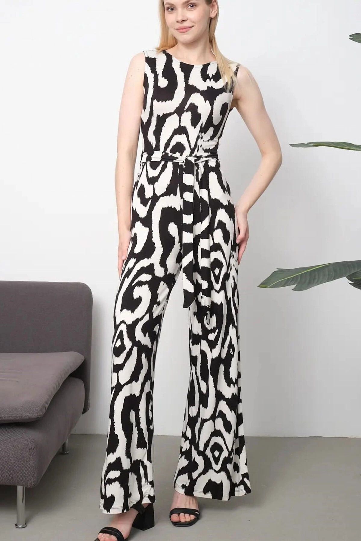 bacc-Black-White Patterned Belted Knitted Viscon Jumpsuit Bcvs- 252087 1