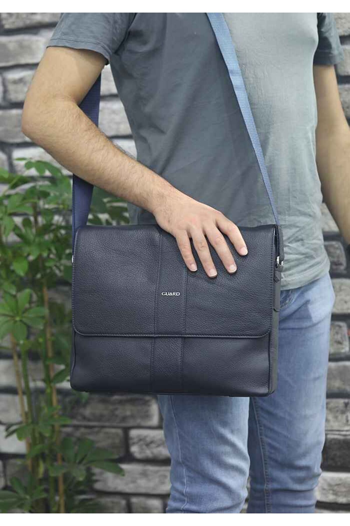 GUARD-Navy Blue Genuine Leather Sports Laptop and Briefcase Men's P1749 1