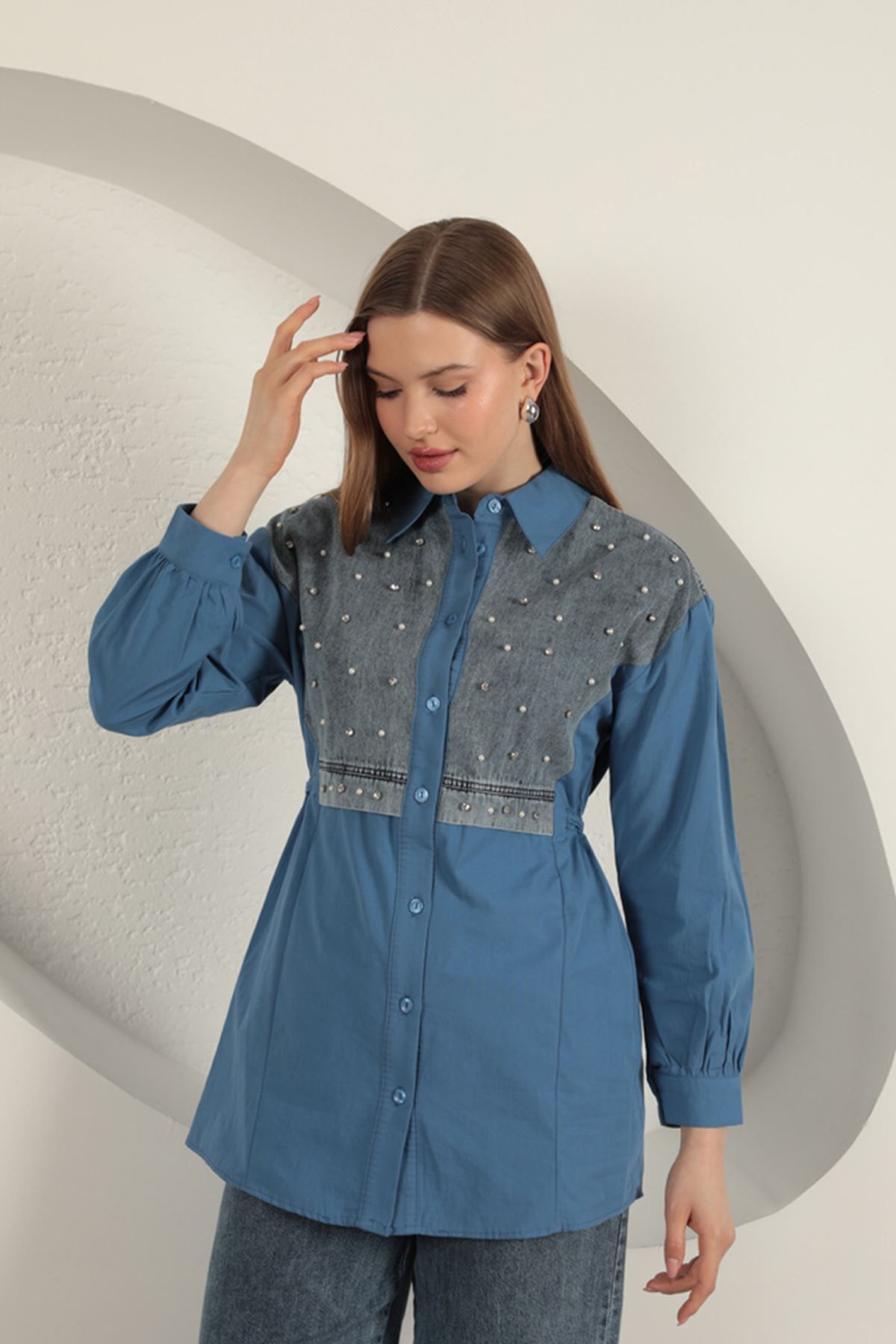 OEM Poplin Kumaş Önü İnci Detaylı İndigo Kadın Gömlek