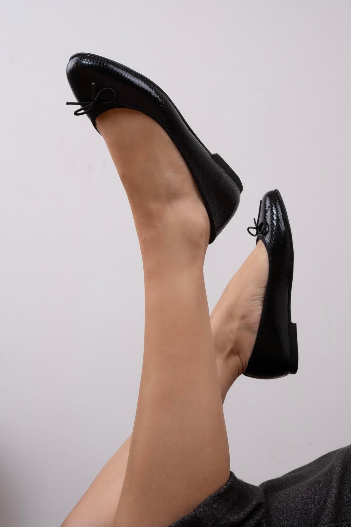 sovrana-Ribbon Detailed Ballerina Ballerina Snake Black 2