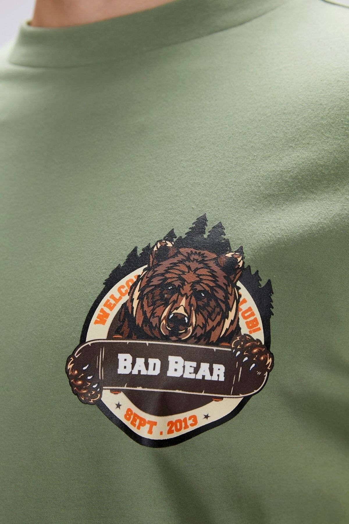 Bad Bear-تي شيرت رجالي مطبوع باللون الأخضر فلينت 3